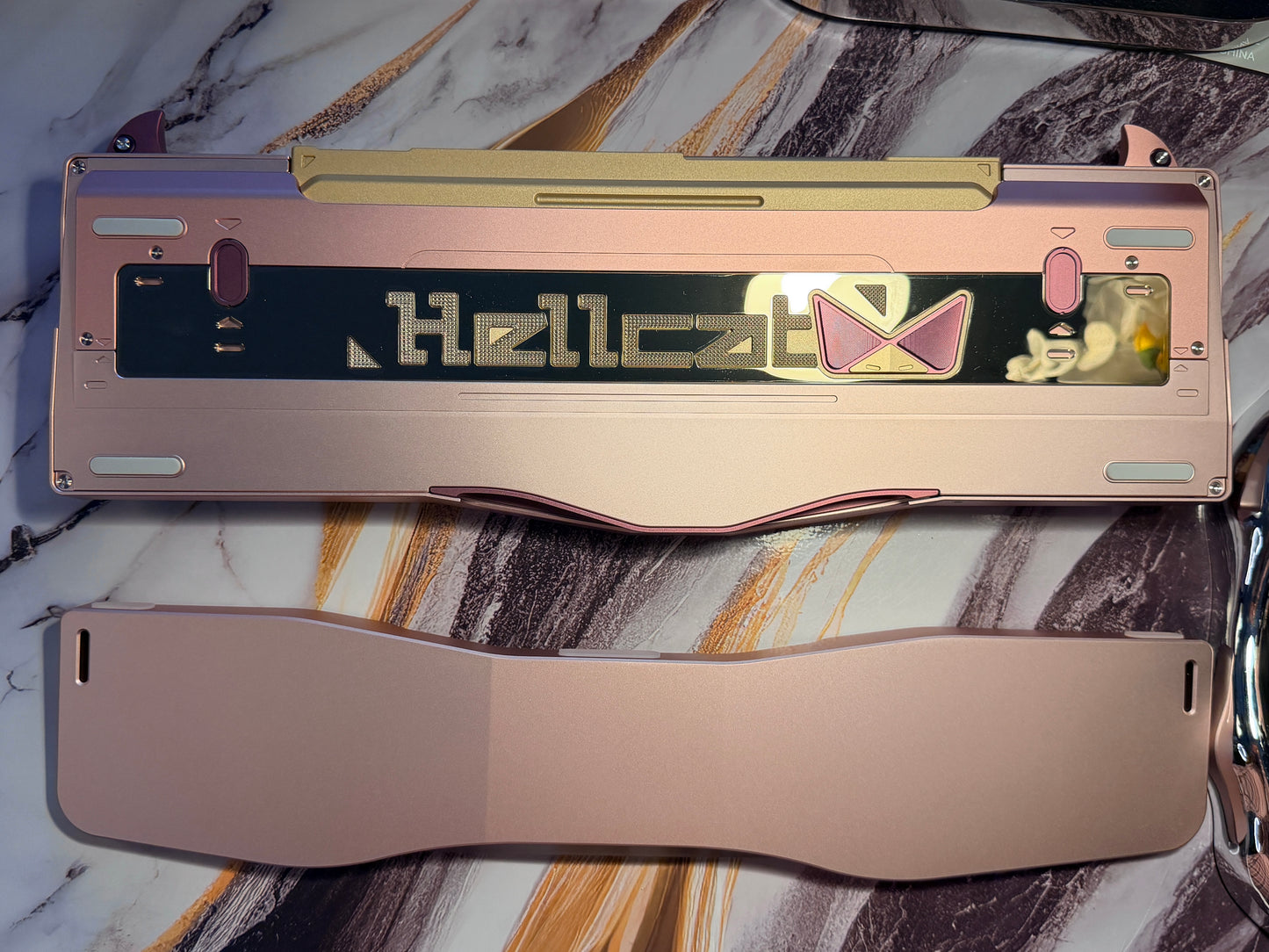 Preorder Prebuilt Aluminum Customized Mechanical Keyboard Owlab HellCat Anodized Pink Ergonomic Set & Wristrest