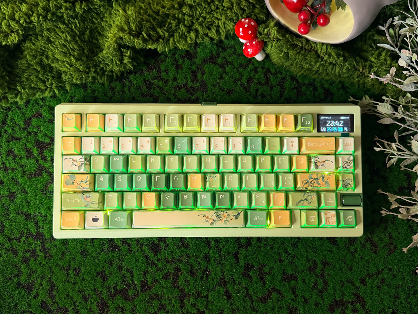 ONLY 1 Prebuilt Aluminum Customized Mechanical Keyboard Zoom75 TIGA Milky Green Tri-Mode Wireless Backlit ➕ URE Keycaps