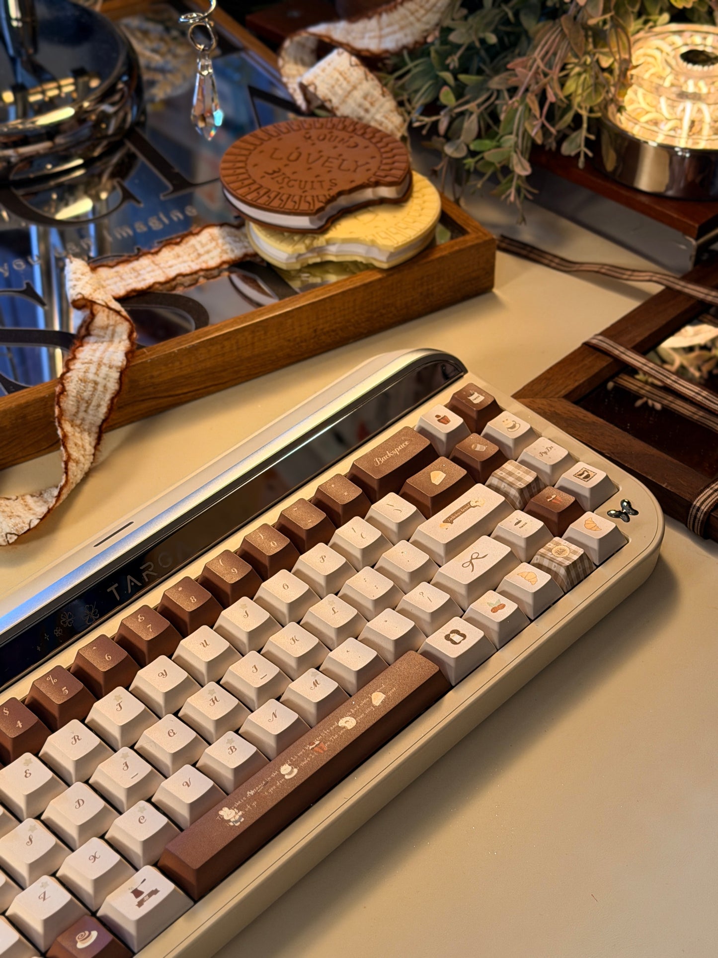 ONLY 1 Instock Prebuilt Targa65 Cream Beige Aluminum Custom Mechanical Keyboard With Coffee Bunny Keycap