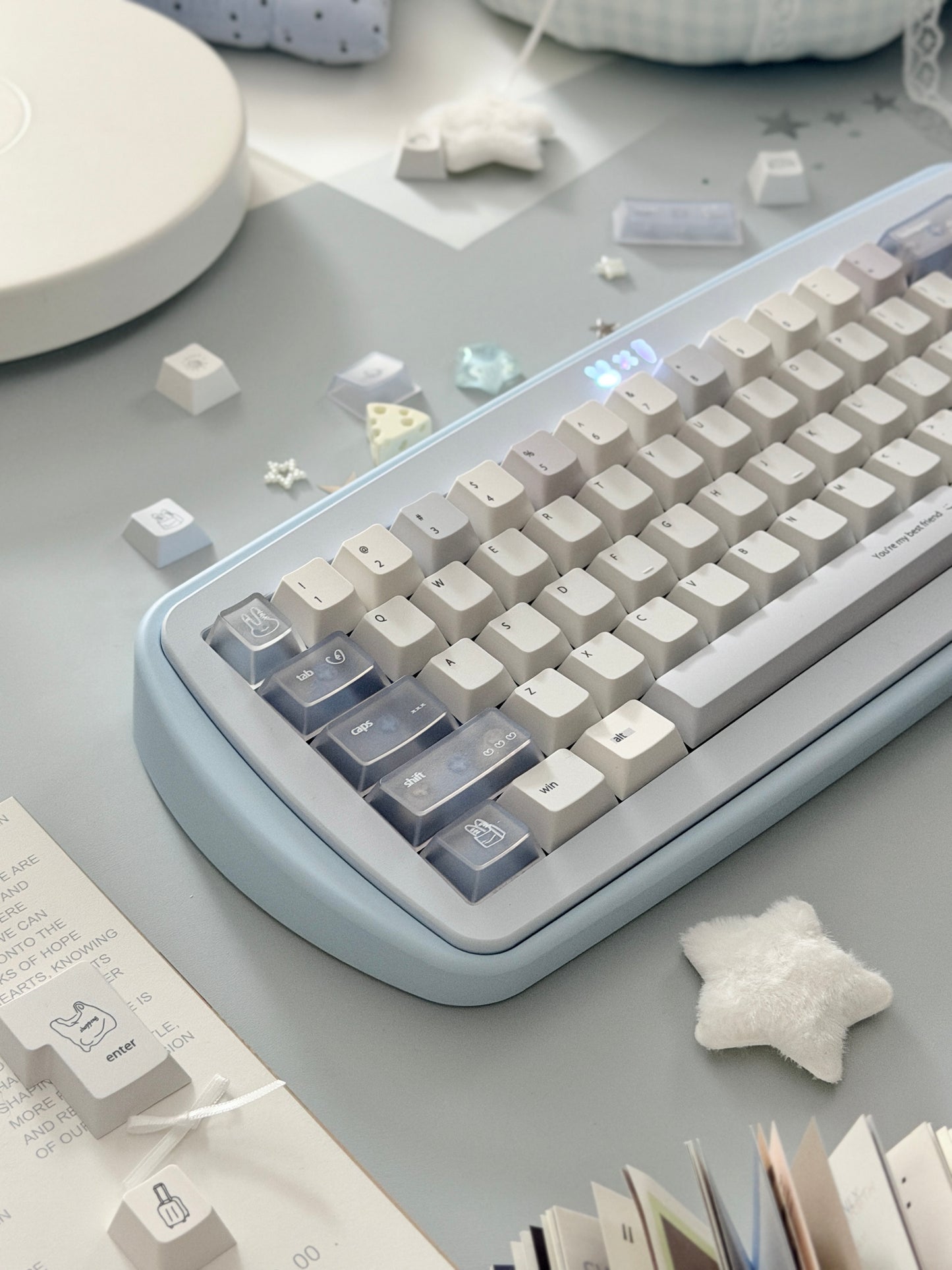 #0296 Minimalist Pale Blue White & Gray Keycap Set – Retro Japanese Style PBT Keycaps for Mechanical Keyboards Designed By Mochi Lab