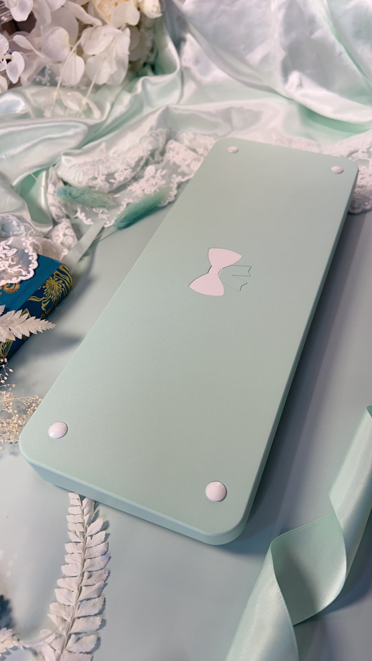 【Only 1 In-stock】 Prebuilt Bow65 Mint Green Floral Aluminum Customized Mechanical Keyboard