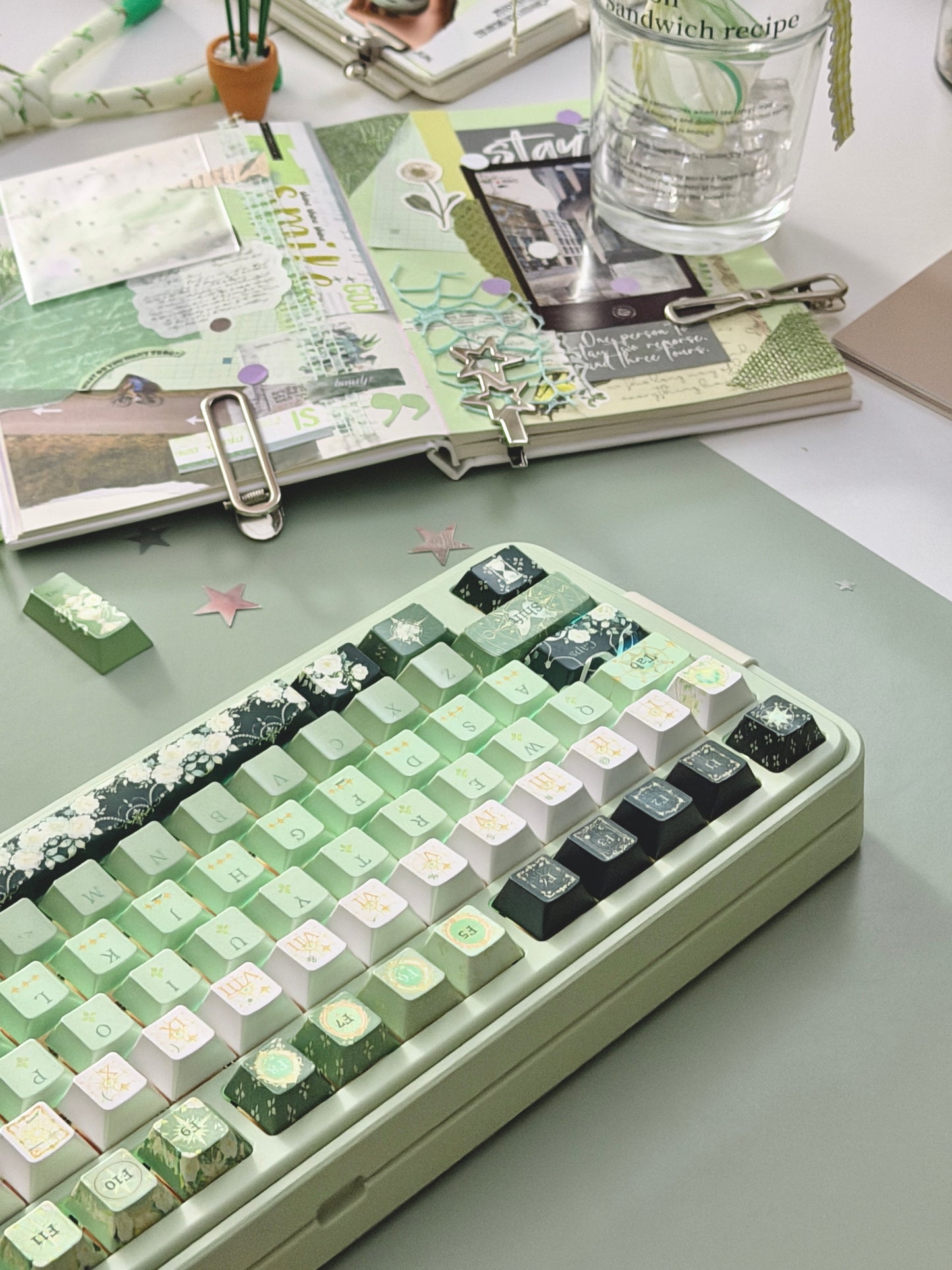 ONLY 1 Instock Prebuilt Aluminum Custom Mechanical Keyboard Bread80 Wireless Matcha Green Set