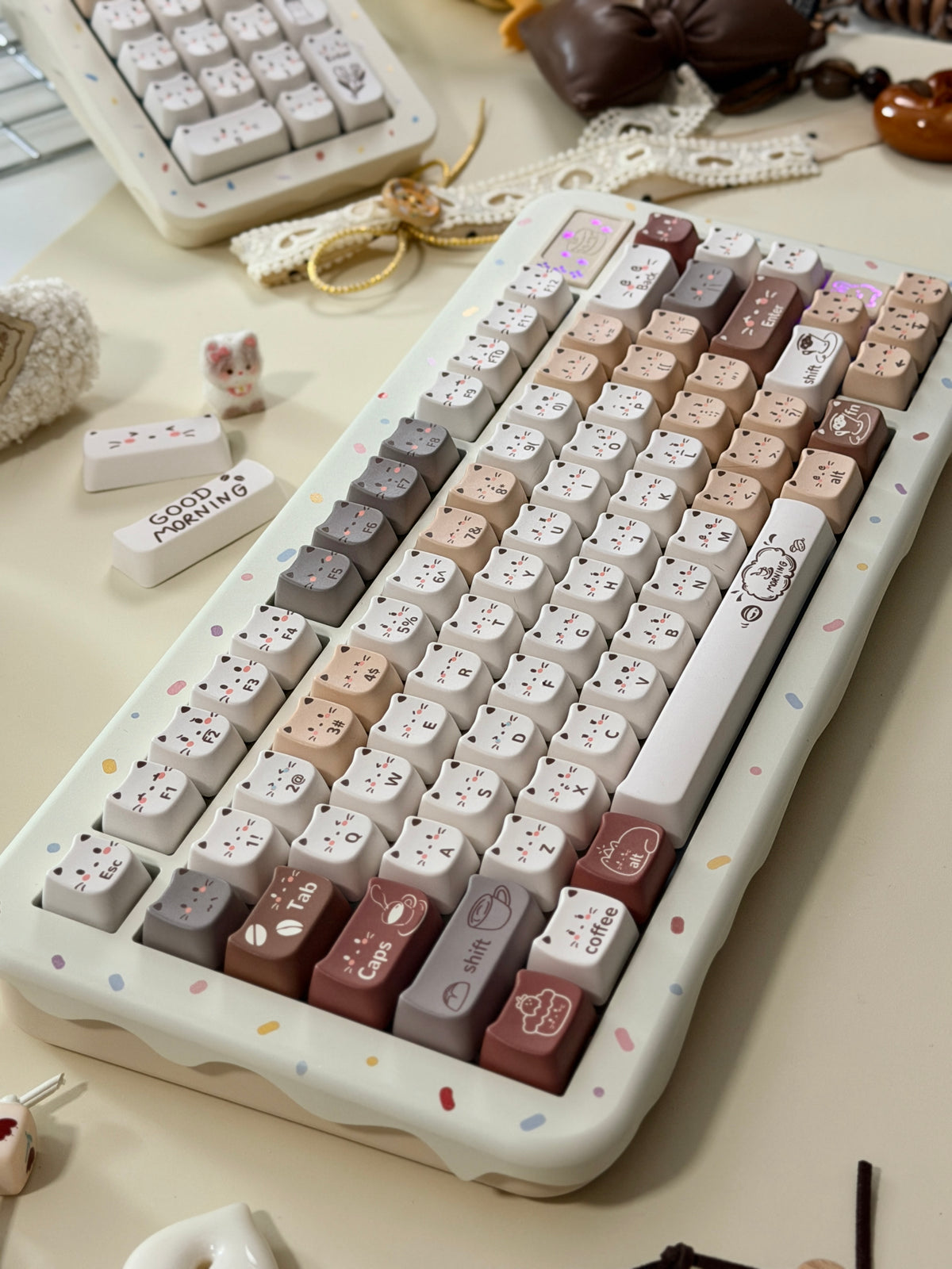 ONLY 1 Instock Prebuilt Aluminum Custom Mechanical Keyboard Cake75 Cream Milk Tea Sugar Sprinkle & Pad Set
