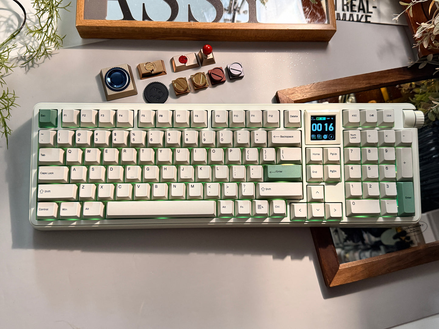 Unboxing Clearance ONLY 1 Instock EPOMAKER RT100 PRO Retro White （Creamy Jade Switch）