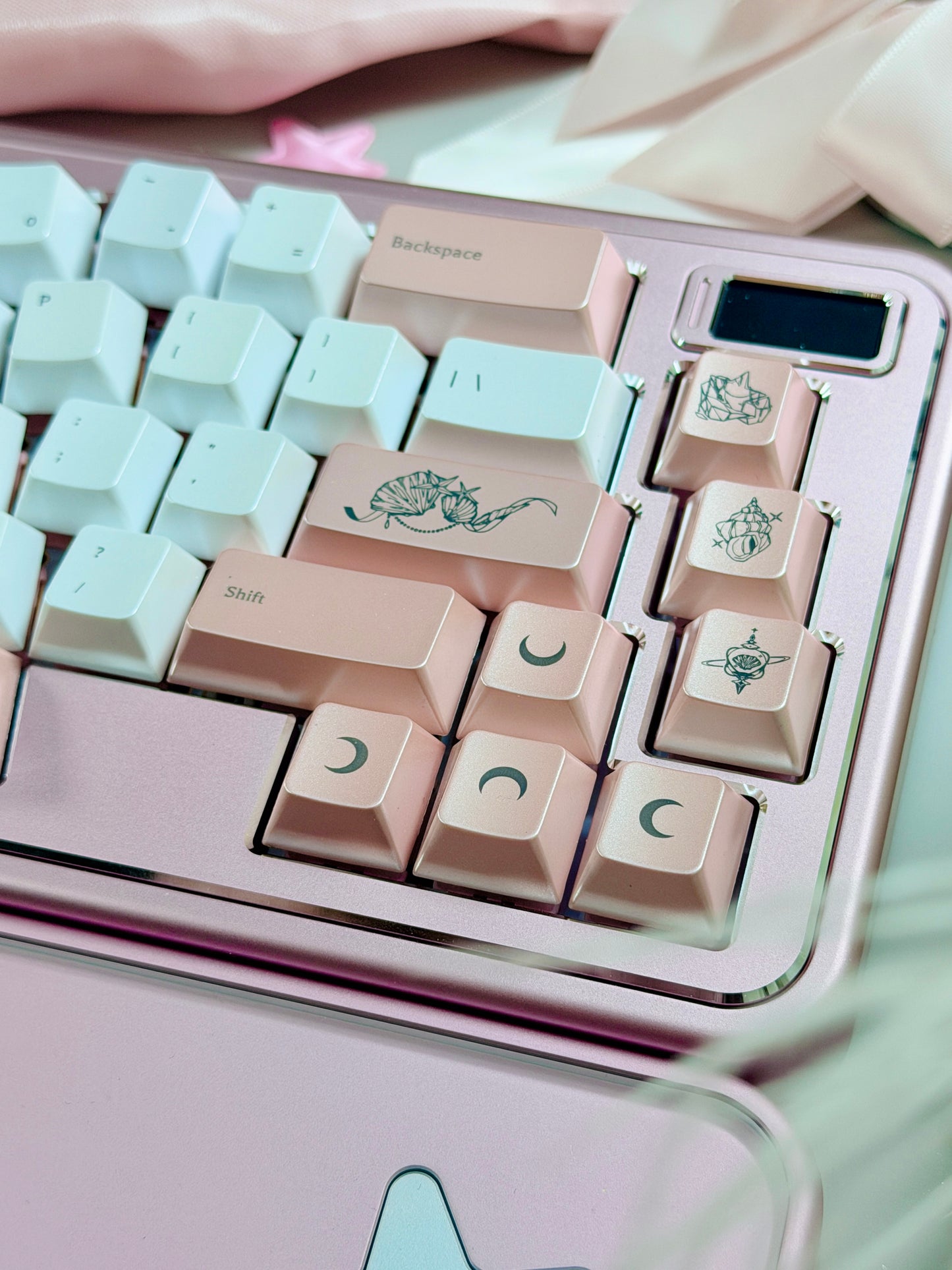 ONLY 1 Instock Prebuilt Aluminum Custom Mechanical Keyboard Staralice Ergonomic Anodized Pink Set including Wristrest Keycaps & switches