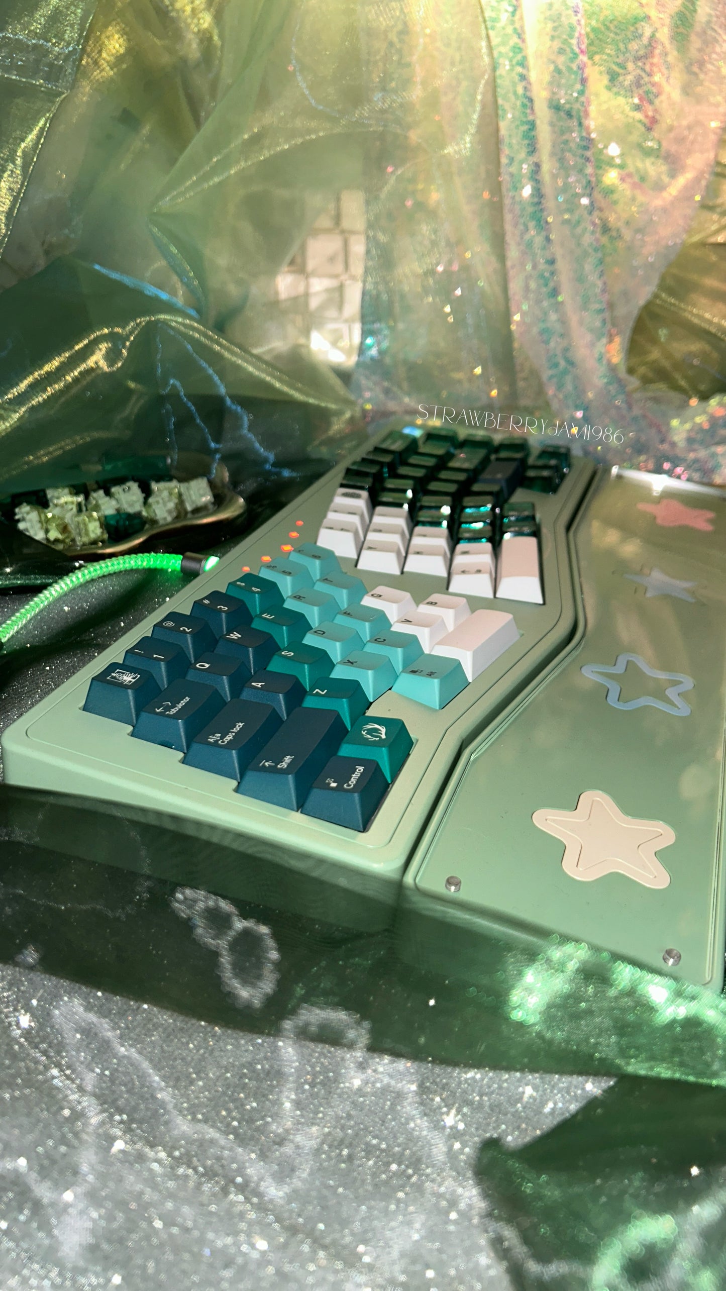 [ONLY 1 Instock] Prebuilt StarAlice Aluminum Customized Mechanical Keyboard & Wristrest Set