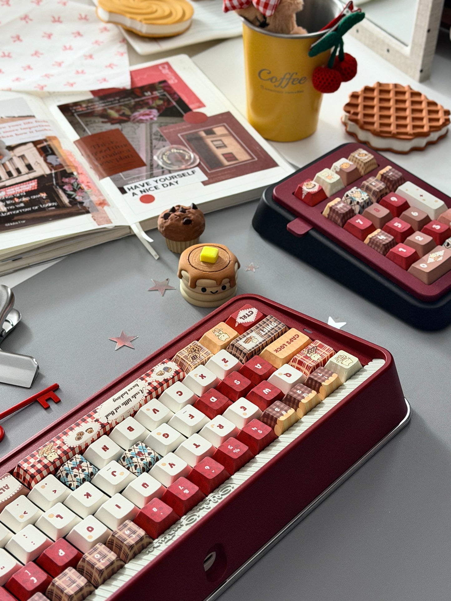ONLY 1 Instock Olleh65 Prebuilt Aluminum Custom Mechanical Keyboard Red Set ➕ Soap Number Pad