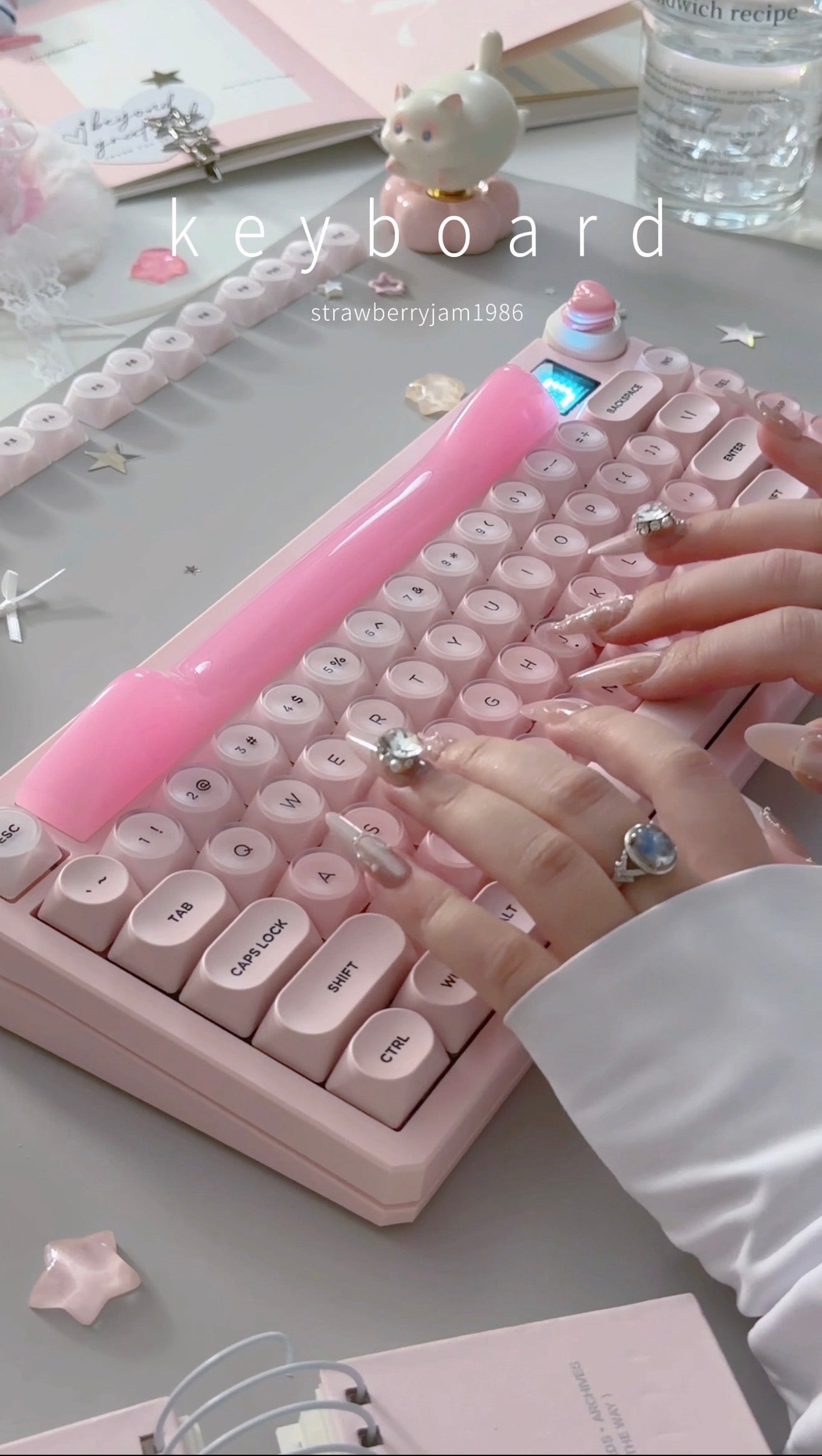 Unboxing Clearance ONLY 1 Instock WOMIER K80 MECHANICAL KEYBOARD With Cat Ear Light Box
