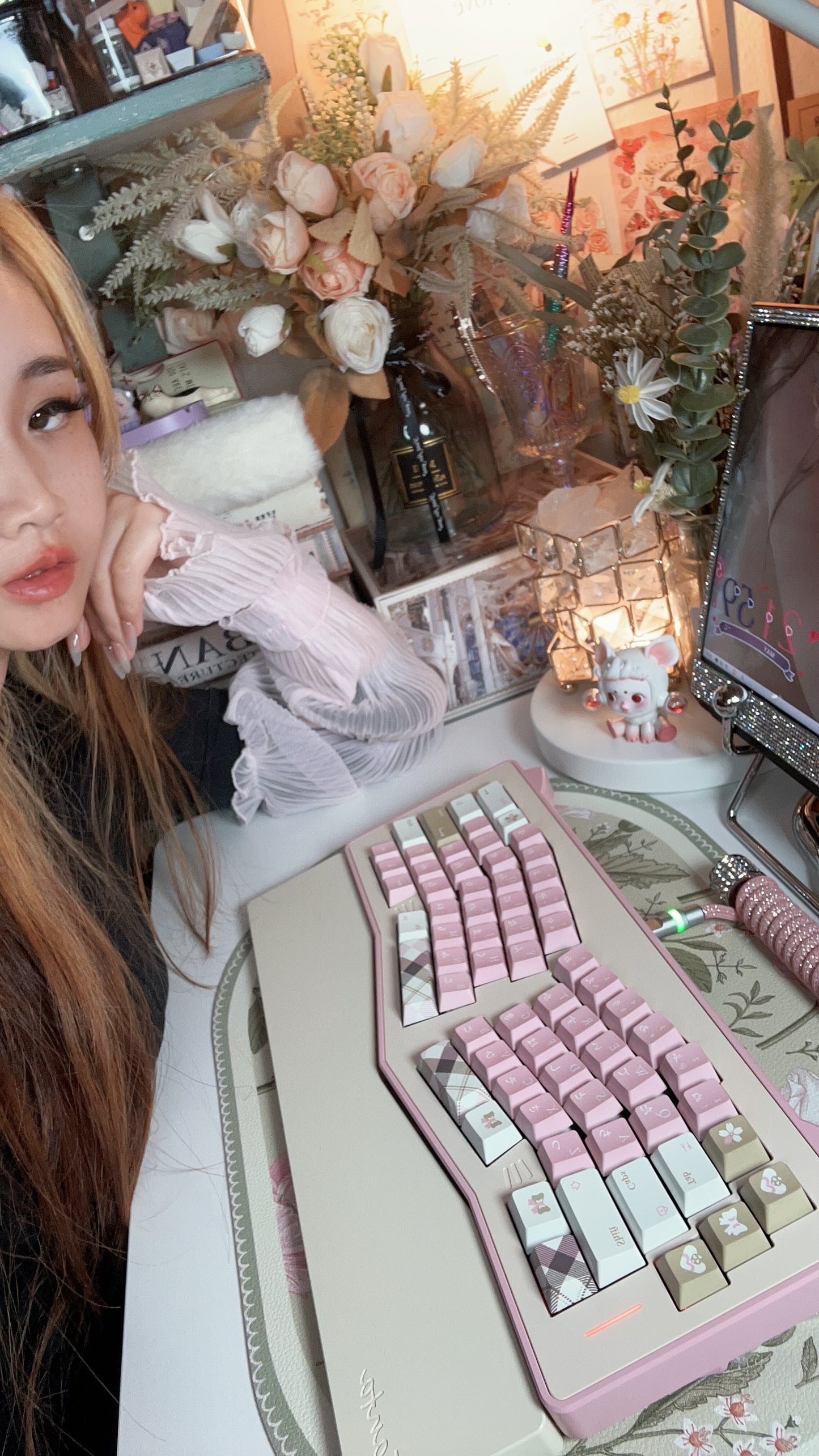 Preorder Prebuild Kitten Alice Ergonomic Pastel Pink Beige Aluminum Mechanical Keyboard