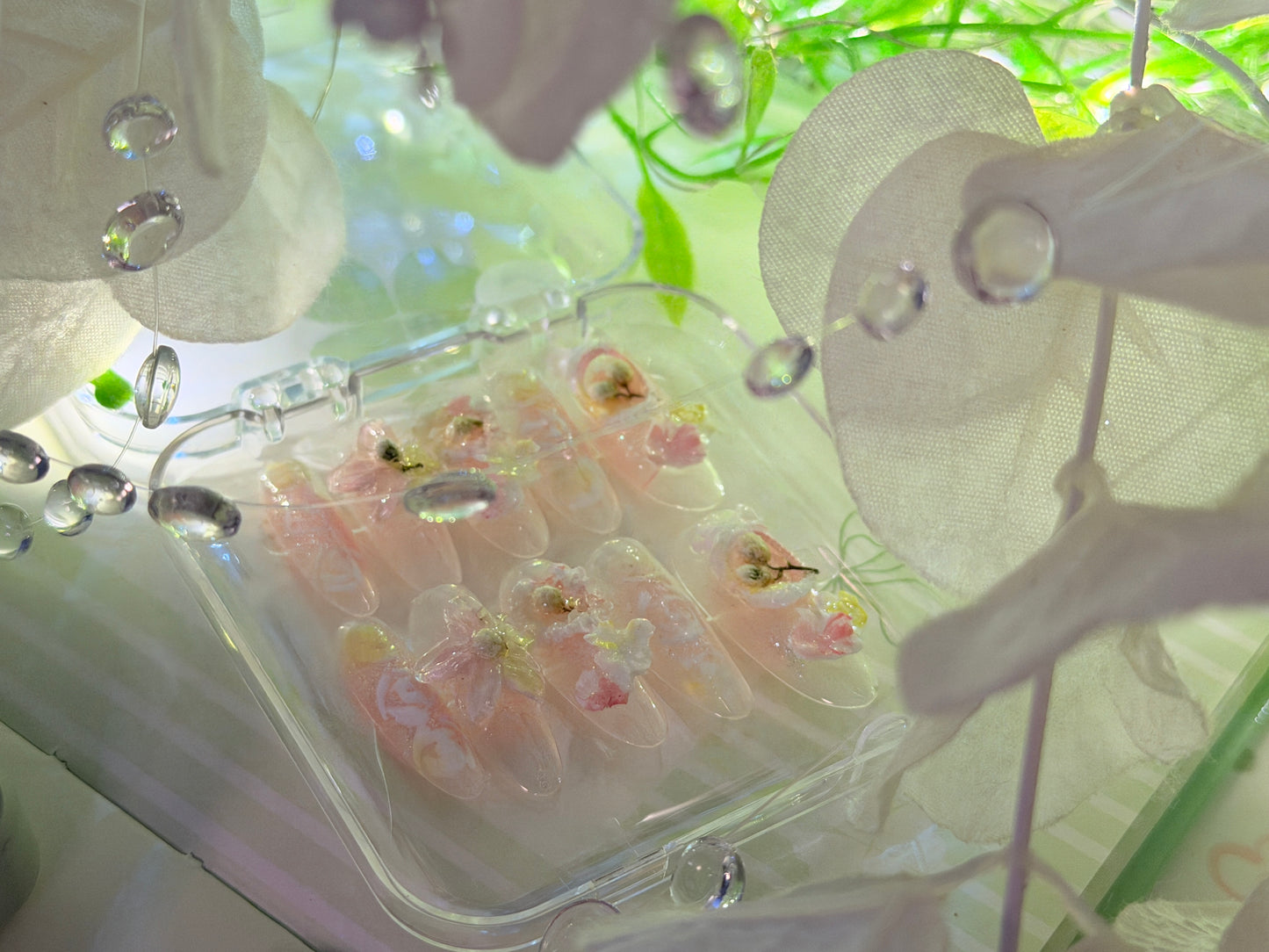 ONLY 1 Left Handmade False Nails Green Pink Oval Fairy Forest 3D Flower Rococo Style Press On Nails（#884）