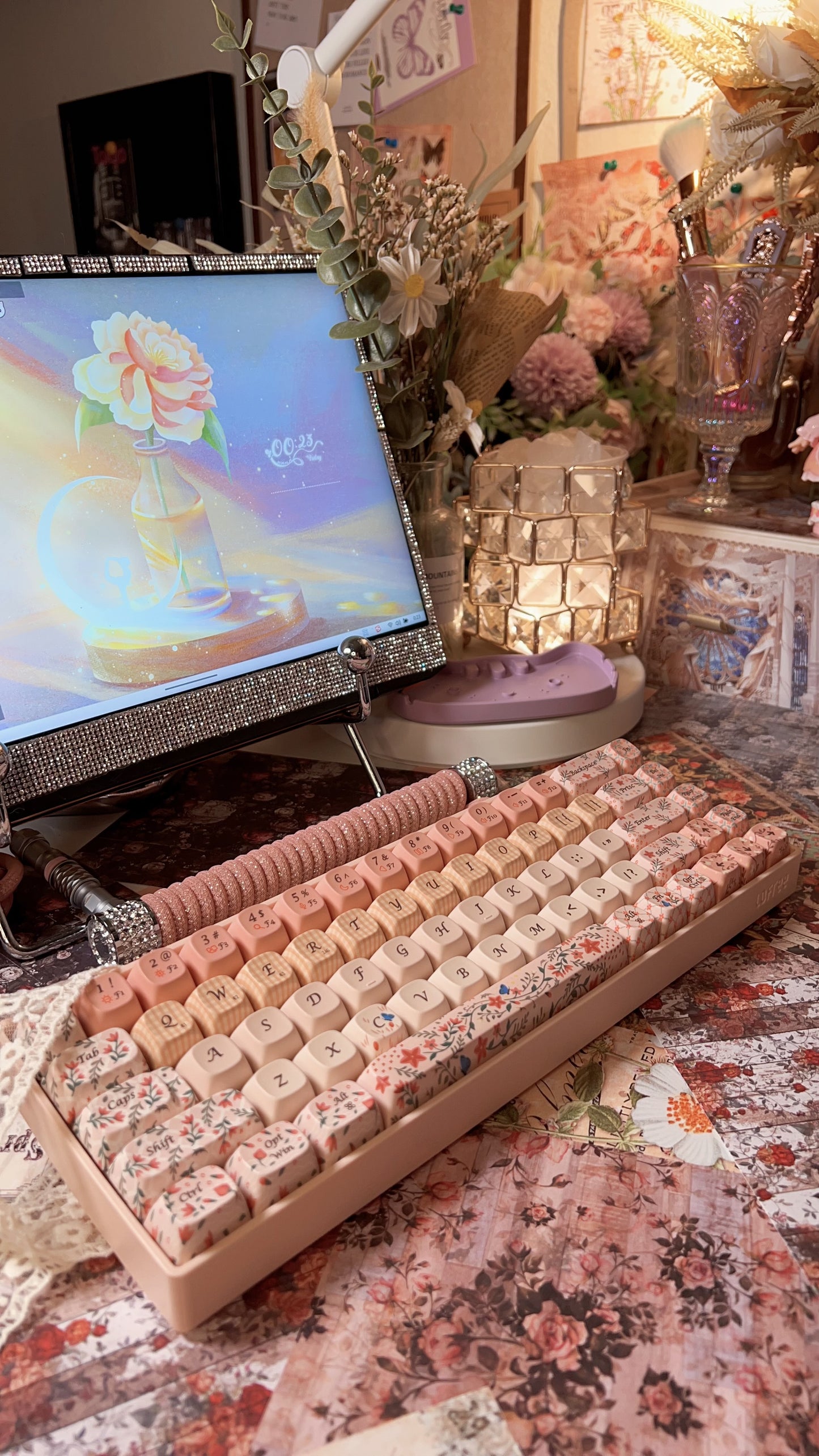 Limited Edition Pastel Pink Forest Flower Language Tri-mode Mechanical Keyboard Customized Ergonomic Keycap Designed by Lofree