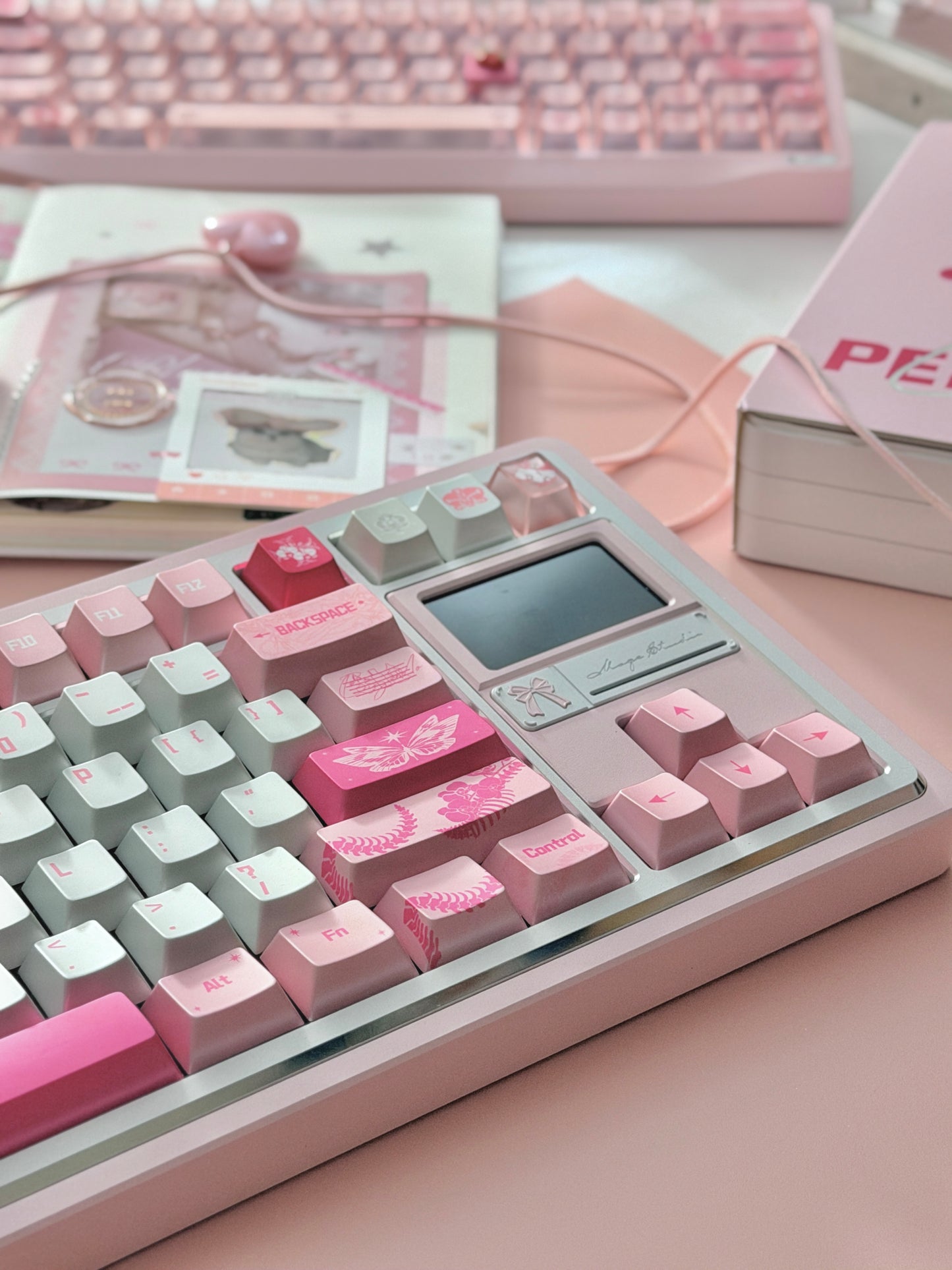 ONLY 1 Instock Pale Pink White Gift80 Prebuilt Aluminum Custom Mechanical Keyboard