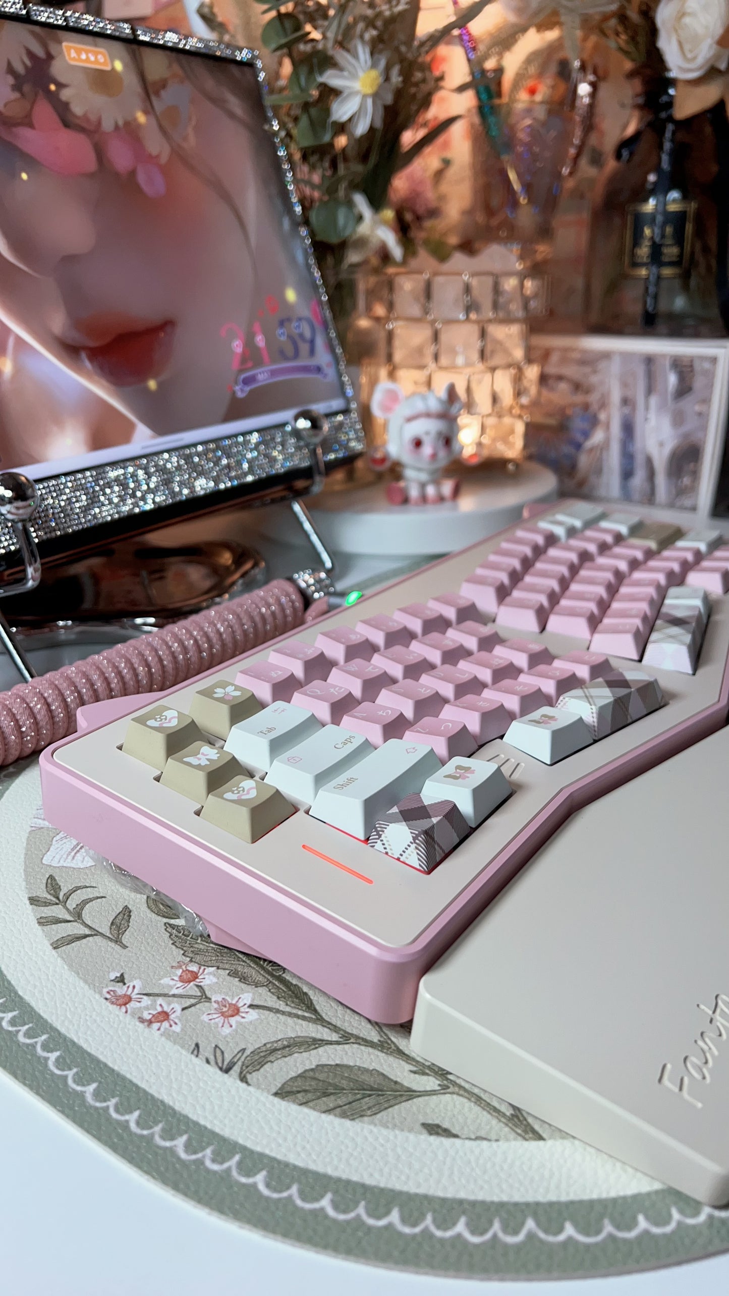 Preorder Prebuild Kitten Alice Ergonomic Pastel Pink Beige Aluminum Mechanical Keyboard