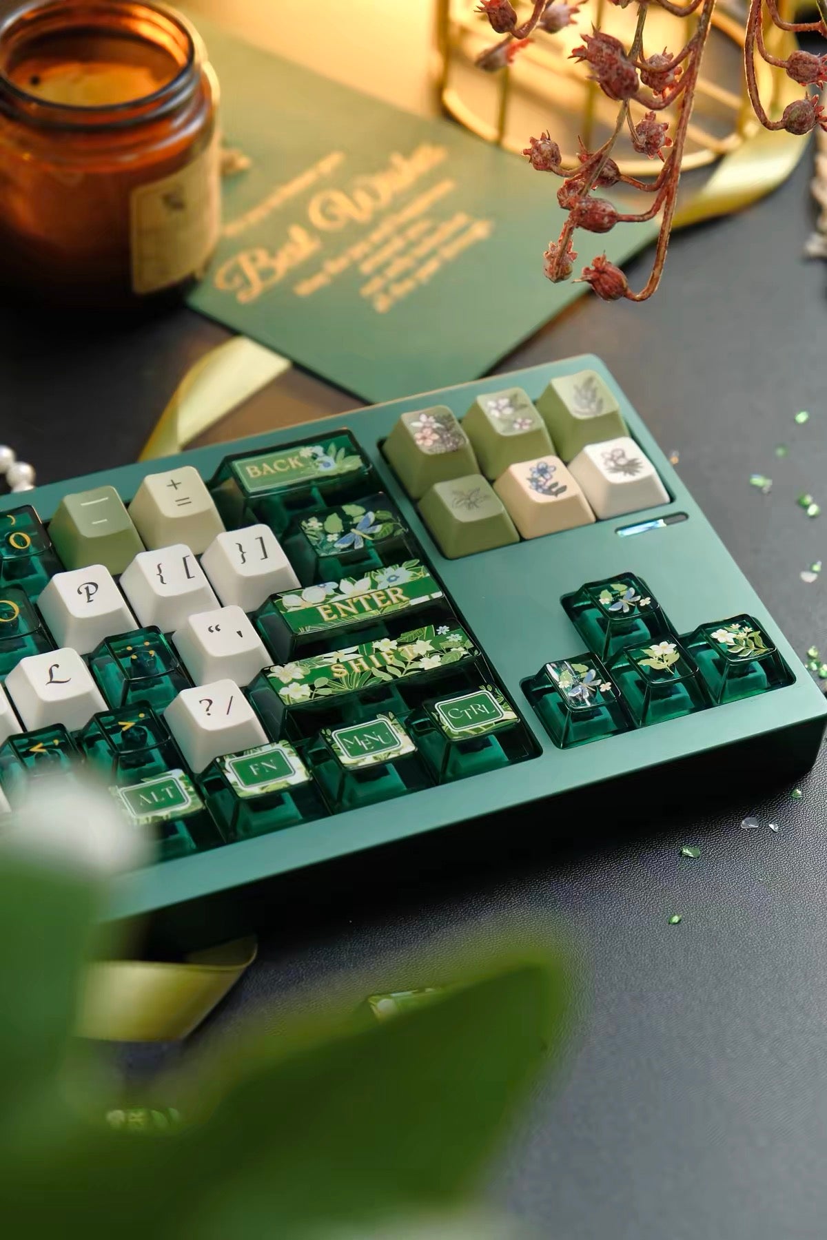 0298 Spring Flower Song | Green Clear PC Keycaps FC Profile – Dreamy Floral Transparent Keycap Set for Mechanical Keyboards