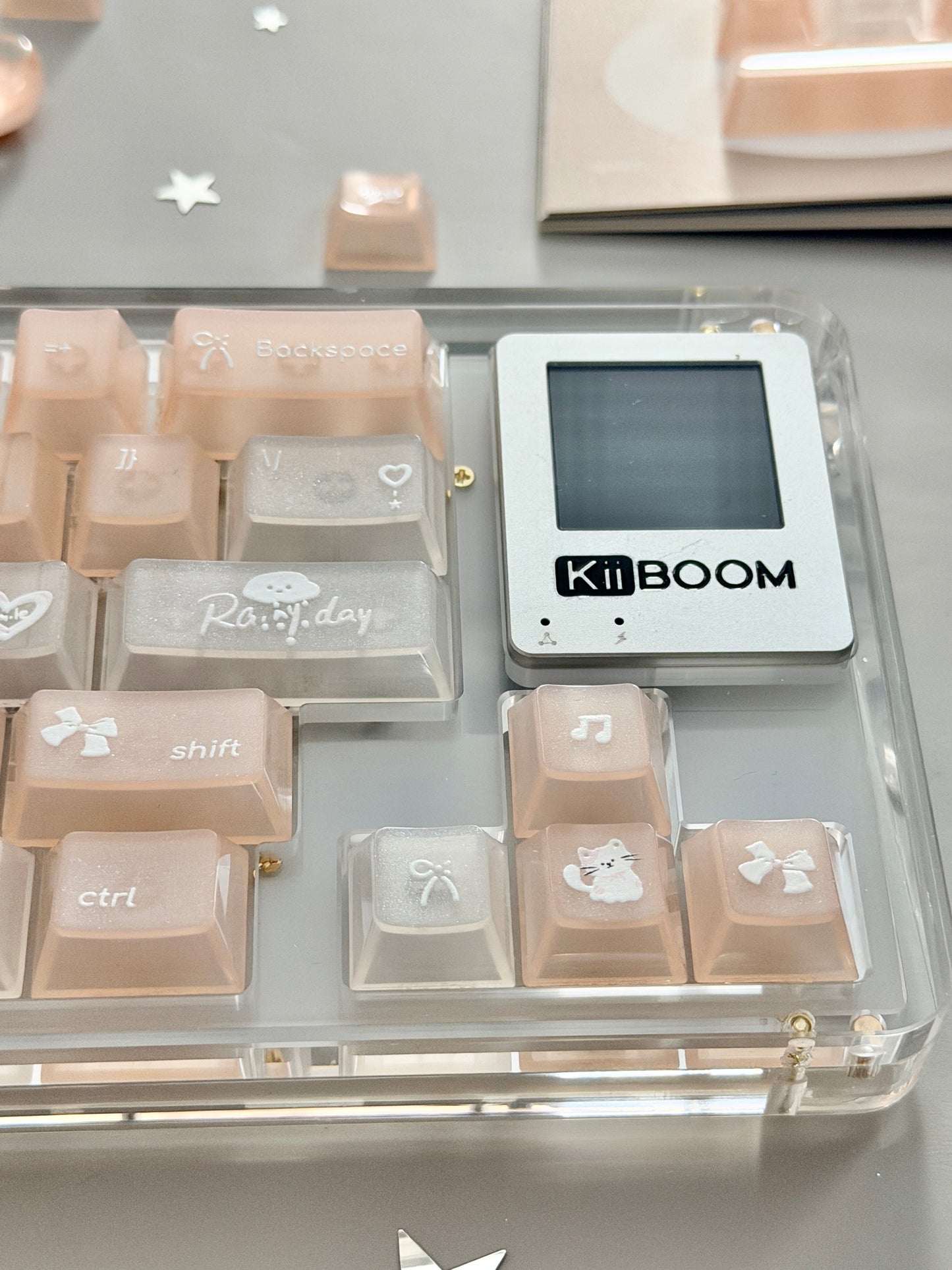Unboxing Sample For Sale ONLY 1 Instock KiiBOOM Phantom 64 Clear Crystal Acrylic Keyboard + custom Peach Pink Keycaps