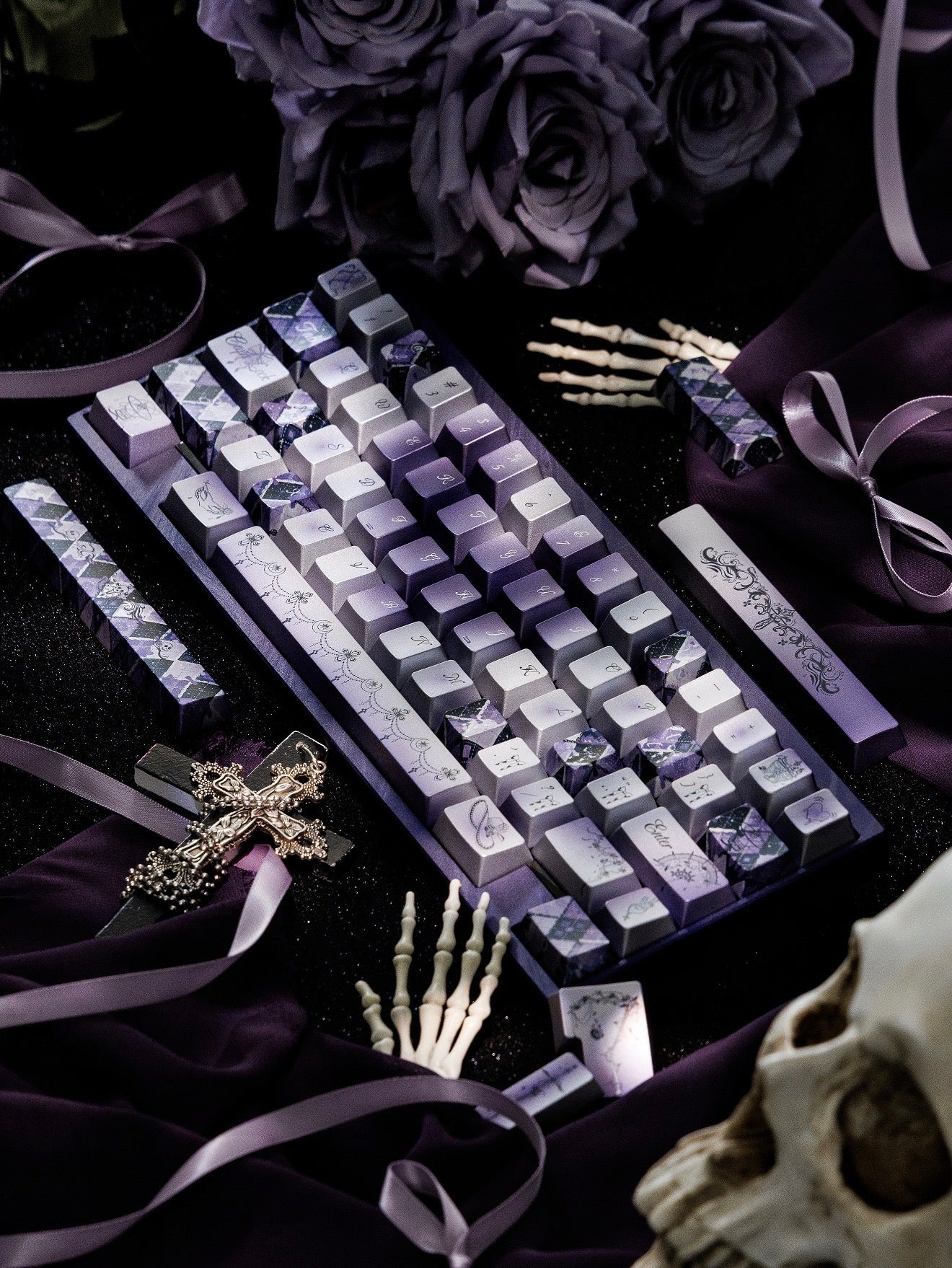 #0284 [Limited Edition] Crimson Haze Purple-Black Gloss Metallic Coated Keycaps（not medal）