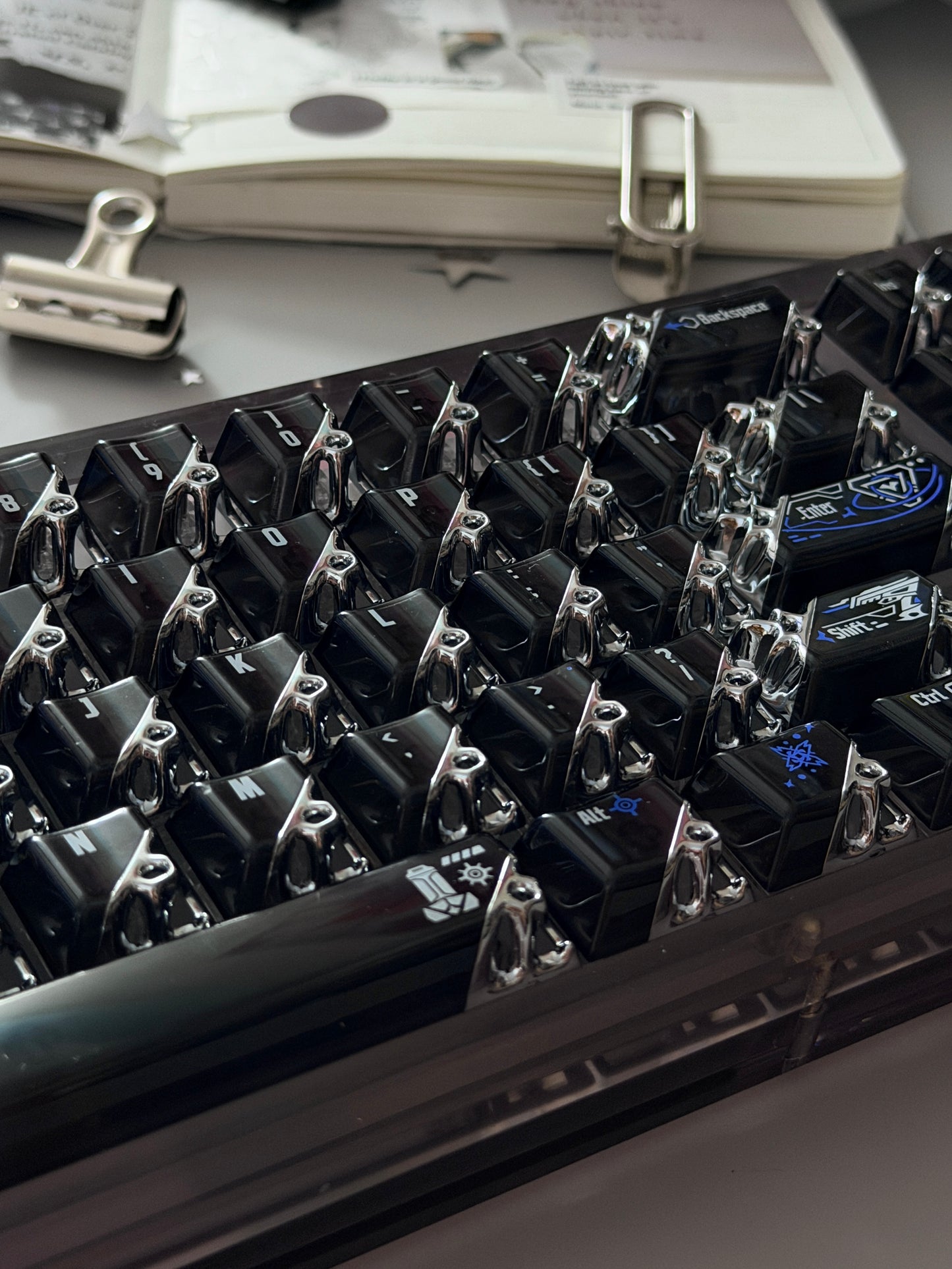 Unboxing Clearance ONLY 1 KiiBOOM Phantom 68 Black Crystal Gasket-Mounted Mechanical Keyboard & QUANTUM HONEYCOMB KEYCAPS