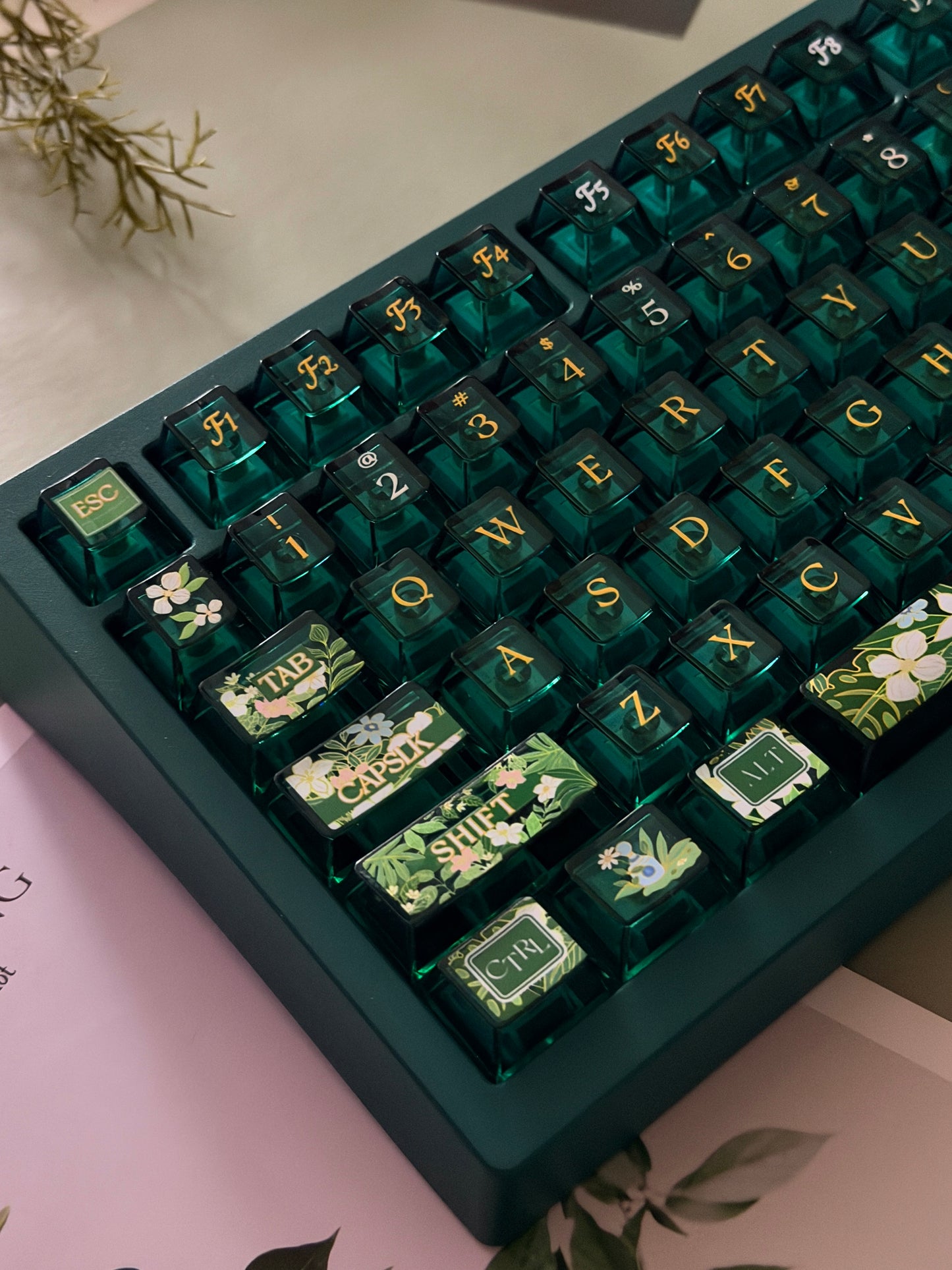 0298 Spring Flower Song | Green Clear PC Keycaps FC Profile – Dreamy Floral Transparent Keycap Set for Mechanical Keyboards
