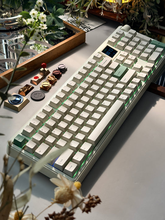 Unboxing Clearance ONLY 1 Instock EPOMAKER RT100 PRO Retro White （Creamy Jade Switch）