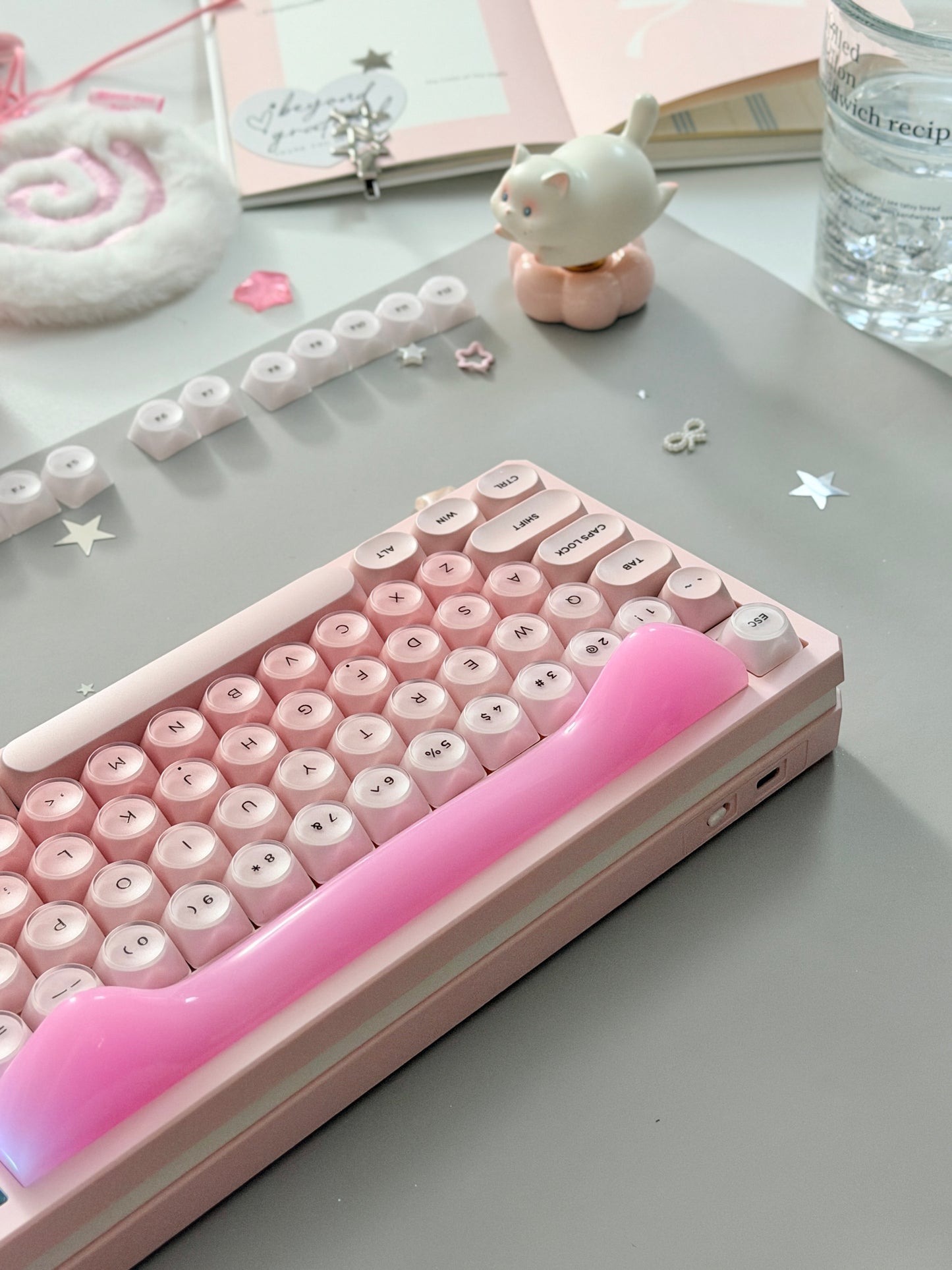 Unboxing Clearance ONLY 1 Instock WOMIER K80 MECHANICAL KEYBOARD With Cat Ear Light Box