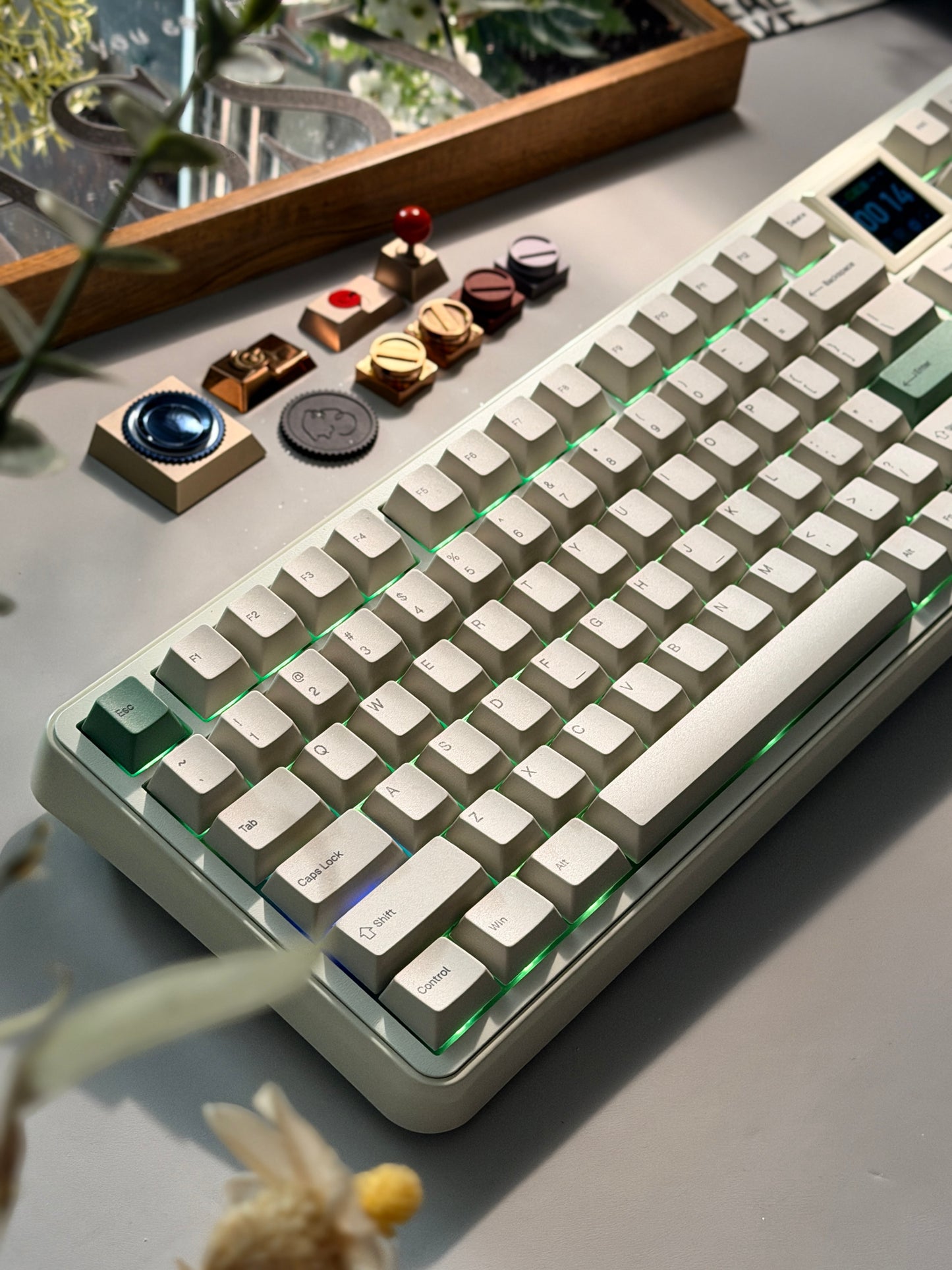 Unboxing Clearance ONLY 1 Instock EPOMAKER RT100 PRO Retro White （Creamy Jade Switch）