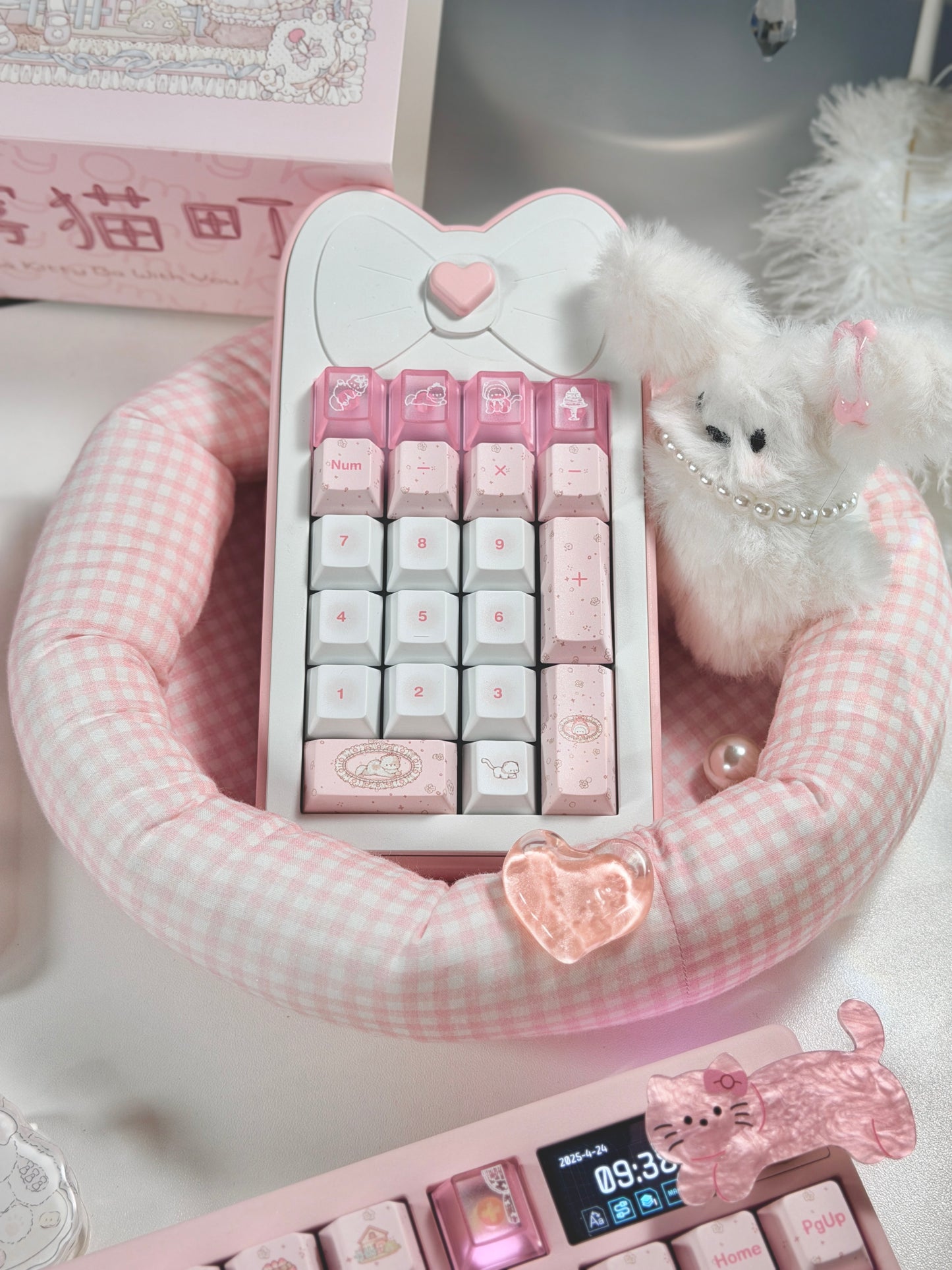 ONLY 1 Instock Prebuilt Aluminum Custom Mechanical Keyboard Pale Pink Meletrix ZOOM TKL DYNA Cat Keycap Set & Bow Pad