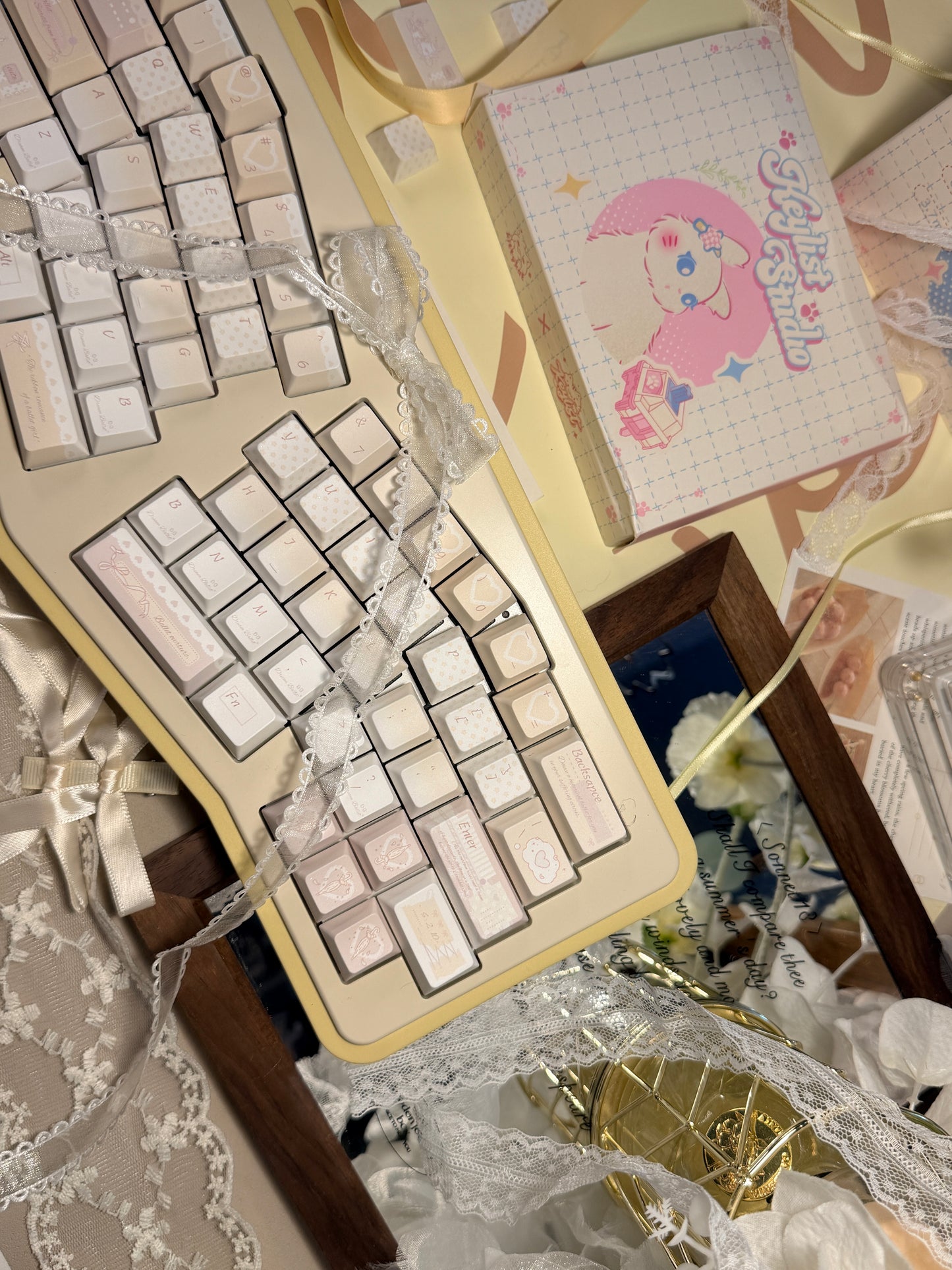 ONLY 1 INSTOCK Prebuilt Aluminum Customized Mechanical Keyboard Vlice Cream Yellow Ergonomic Set