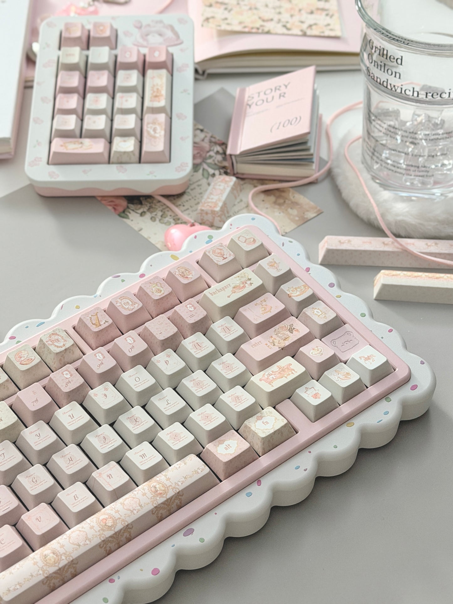 ONLY 1 Instock Prebuilt Aluminum Customized Mechanical Keyboard Cookies75 Pink Sugar Set & Cake Pad