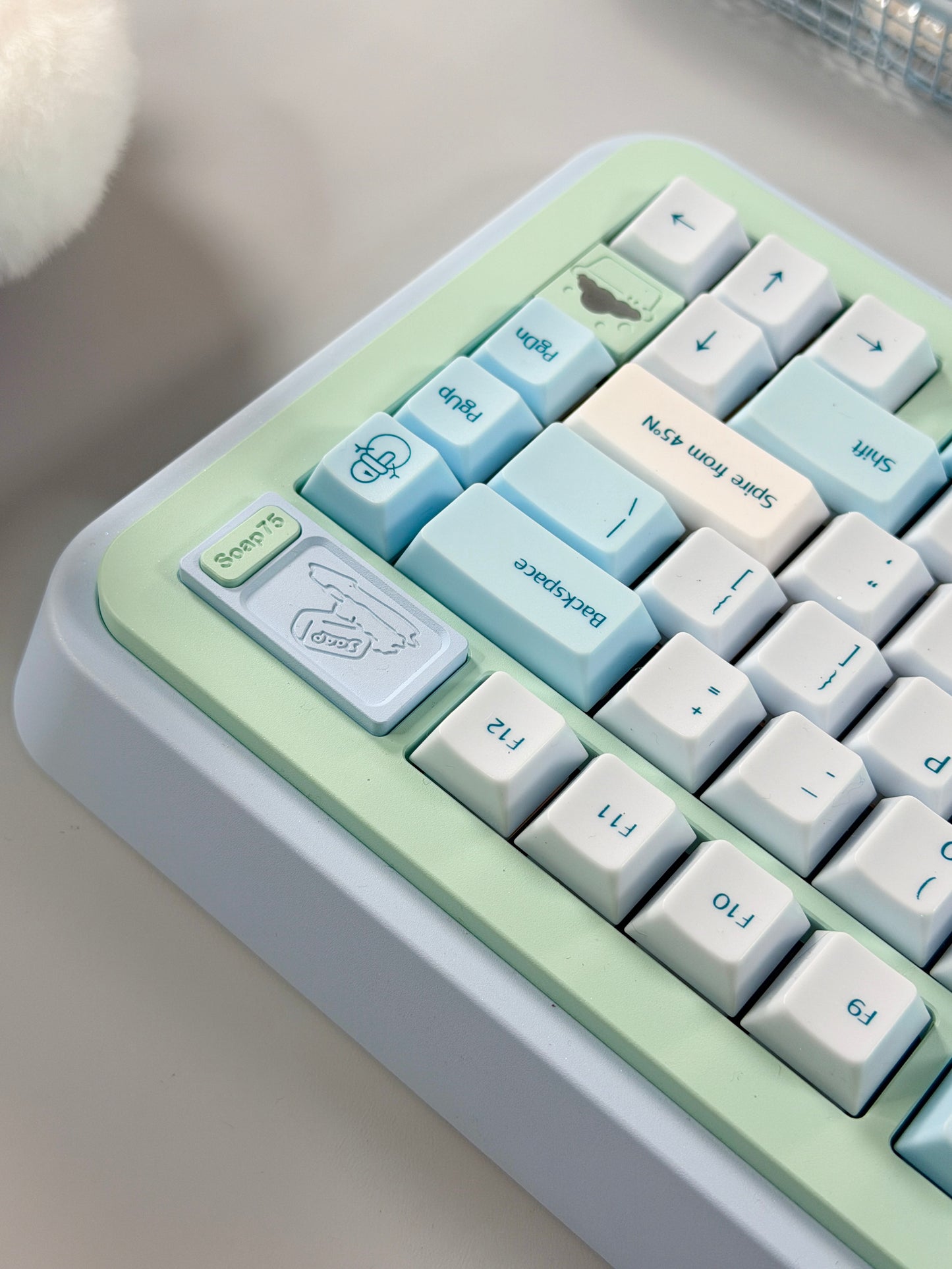 ONLY 1 Instock Prebuilt Aluminum Customized Mechanical Keyboard Blue Green Soap75 ➕ Pad