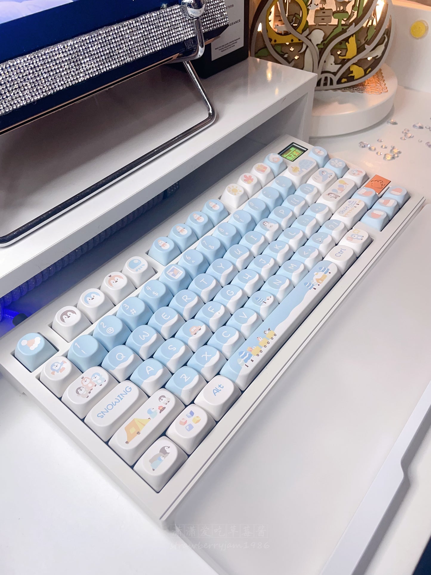 Pastel Blue Snow Little Penguin SOA Keycap Designed By MoCoo Studio