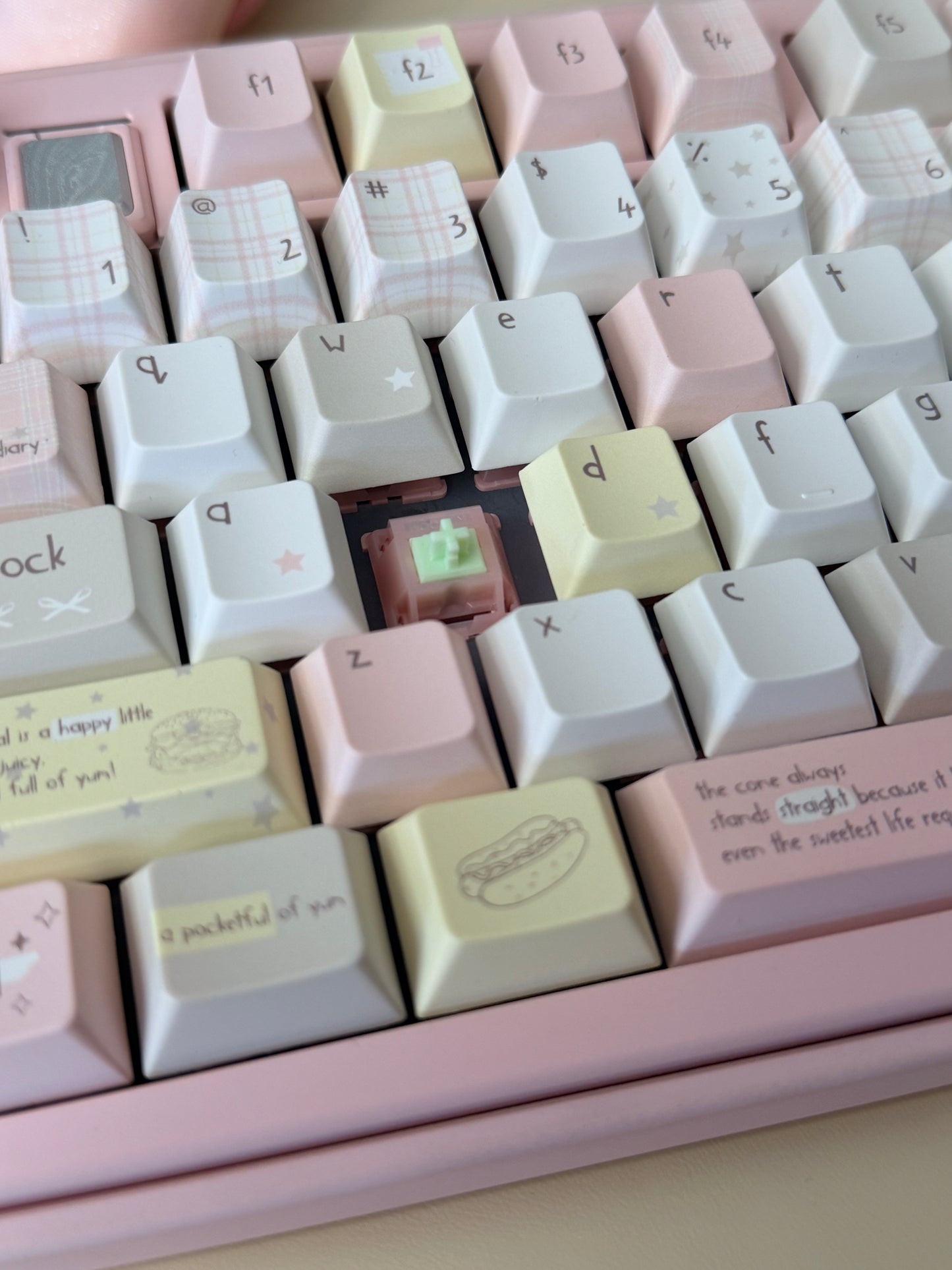 ONLY 1 Instock Prebuilt Aluminum Customized Mechanical Keyboard Bread75 Pale Pink Set
