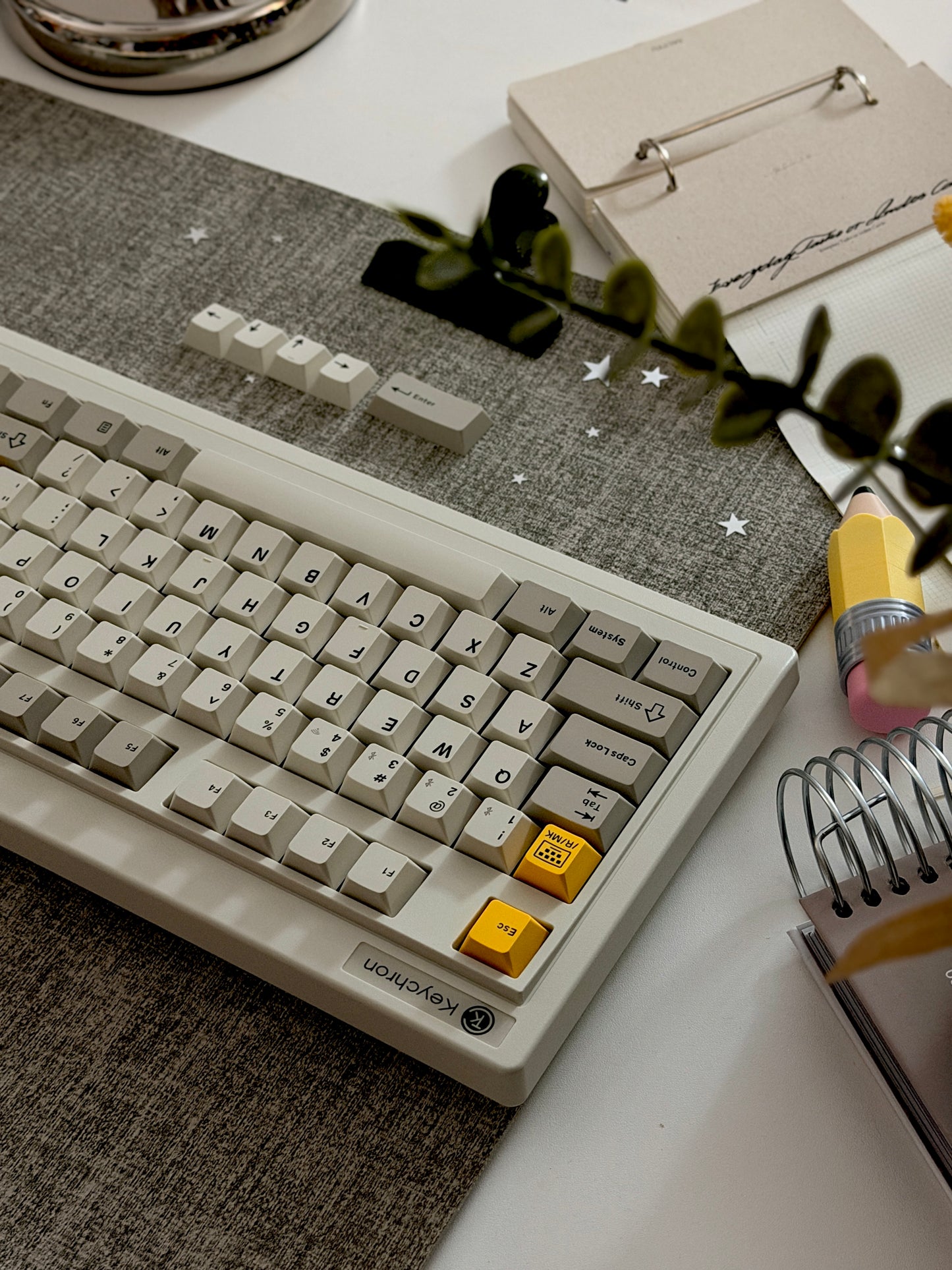 Unboxing Clearance ONLY 1 Instock Keychron R6 QMK Wireless Mechanical Keyboard