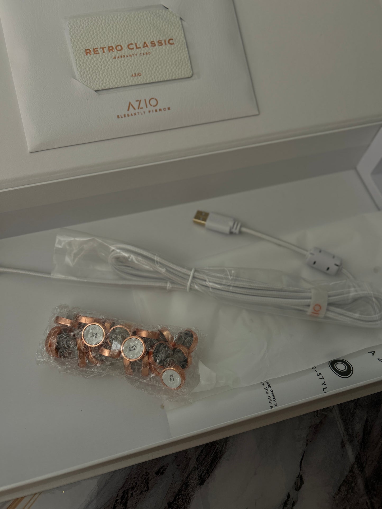 Unboxing For SALEs Azio Retro Classic USB (Posh) - USB Wired Leather Vintage Backlit Mechanical Keyboard for PC/Mac (MK-RETRO-L-02-US)