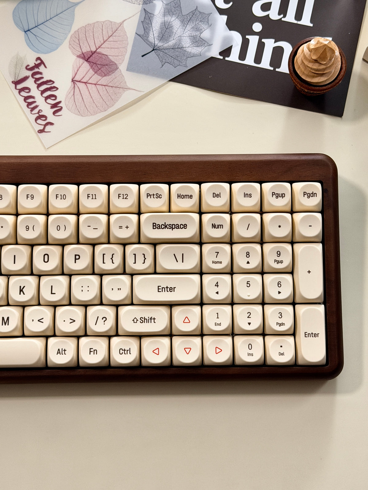 Unboxing For Clearance ONLY 1 Instock Reccazr R100 Walnut Wooden Mechanical Keyboard – Custom “Tofu” Style | Wireless | RGB Backlit
Glutinous Rice Switch (silent switch)
