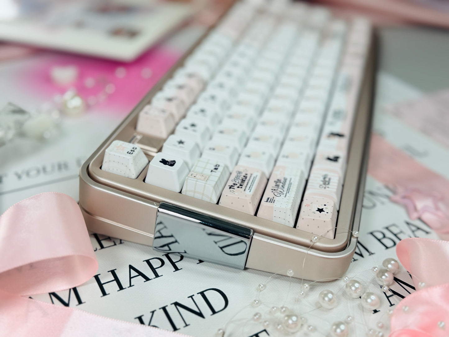 Preorder Prebuilt Aluminum Customized Mechanical Keyboard Bread75 Anodized Pink Silver Wireless Set With Soap Pad