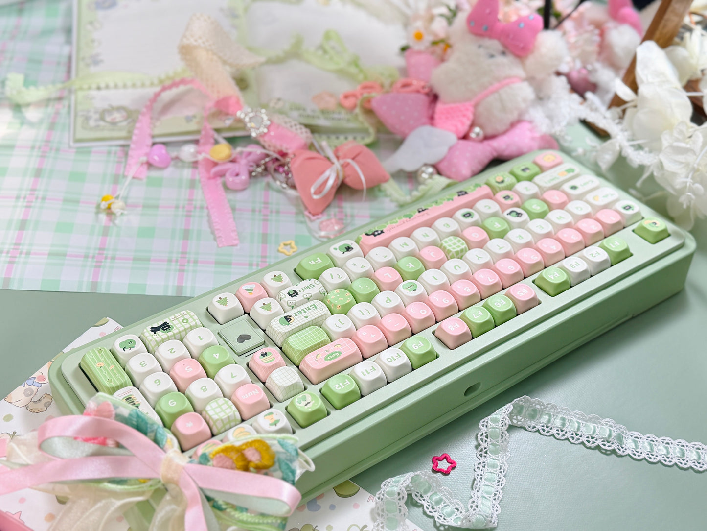 ONLY 1 Instock Prebuilt Aluminum Customized Mechanical Keyboard Rich98 Green Pink Set
