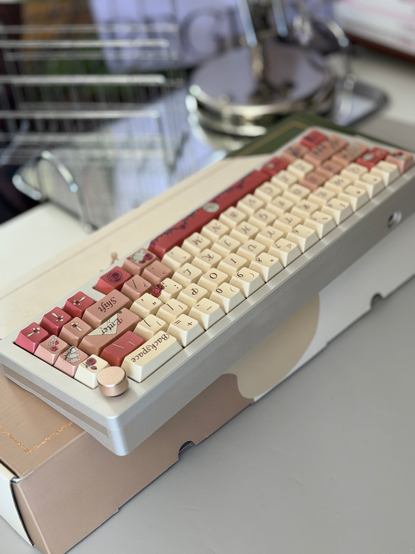 ONLY 1 Instock Prebuilt Aluminum Custom Mechanical Keyboard Weikav Sugar65 + Rose letter Keycaps+Poro Switch