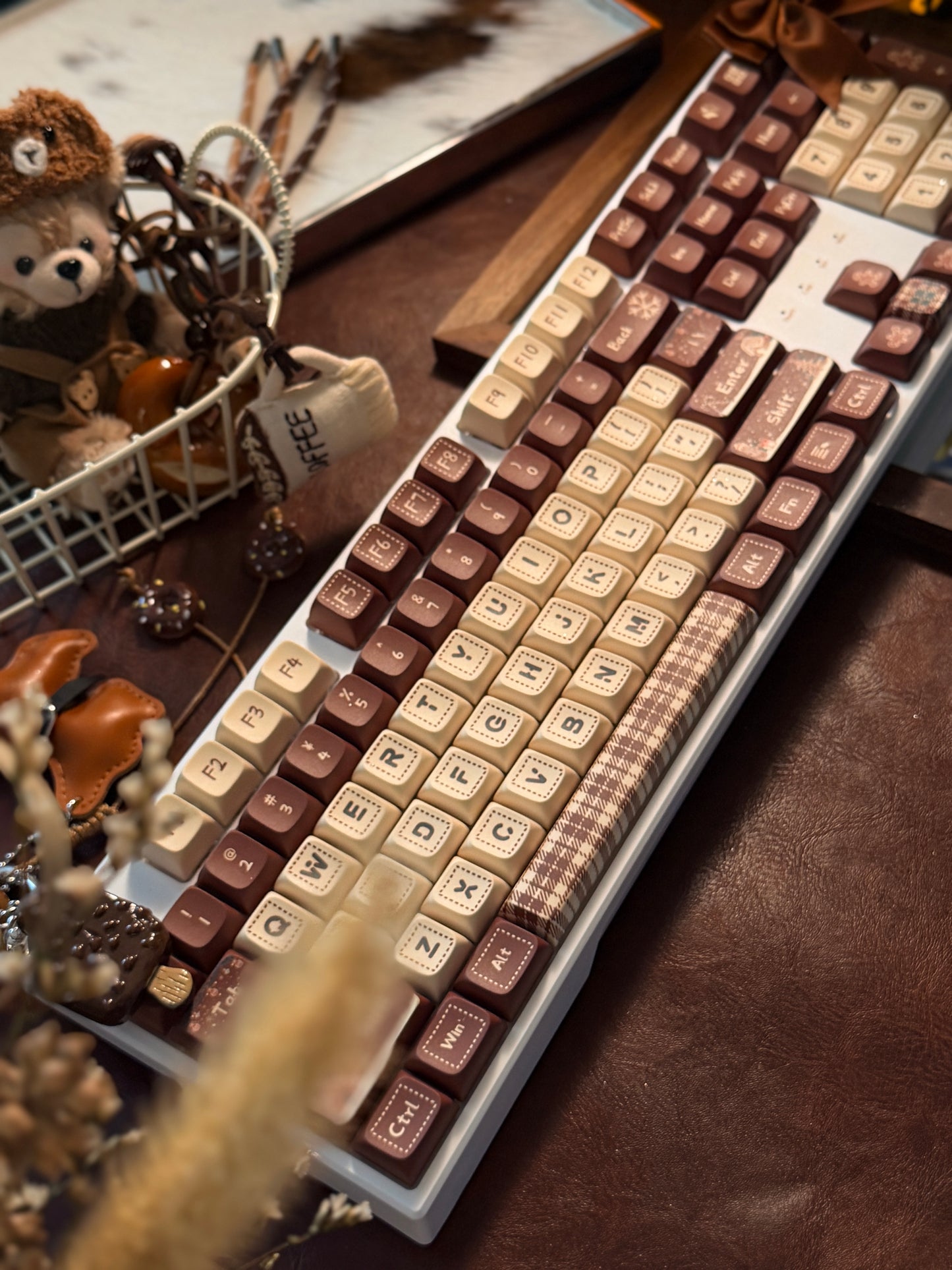 Unboxing Clearance Redragon TRUNDLE K668 (Xmas Edition) RGB Full Size Gaming Mechanical Keyboard