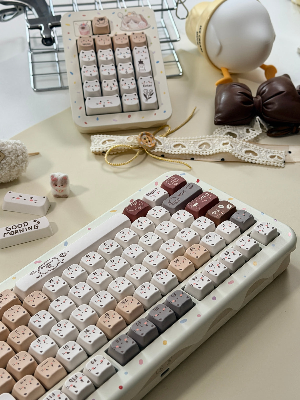 ONLY 1 Instock Prebuilt Aluminum Custom Mechanical Keyboard Cake75 Cream Milk Tea Sugar Sprinkle & Pad Set