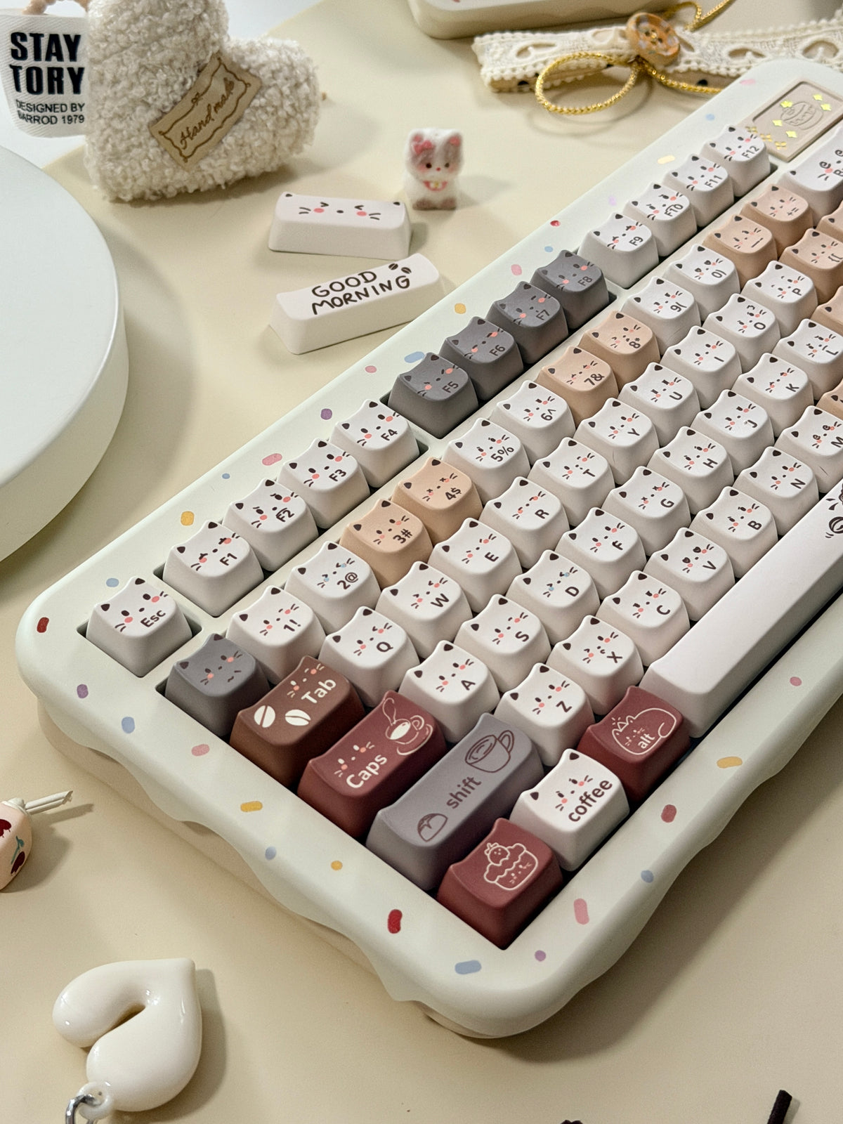 ONLY 1 Instock Prebuilt Aluminum Custom Mechanical Keyboard Cake75 Cream Milk Tea Sugar Sprinkle & Pad Set
