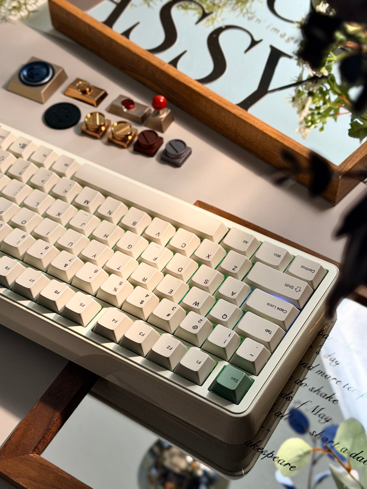 Unboxing Clearance ONLY 1 Instock EPOMAKER RT100 PRO Retro White （Creamy Jade Switch）