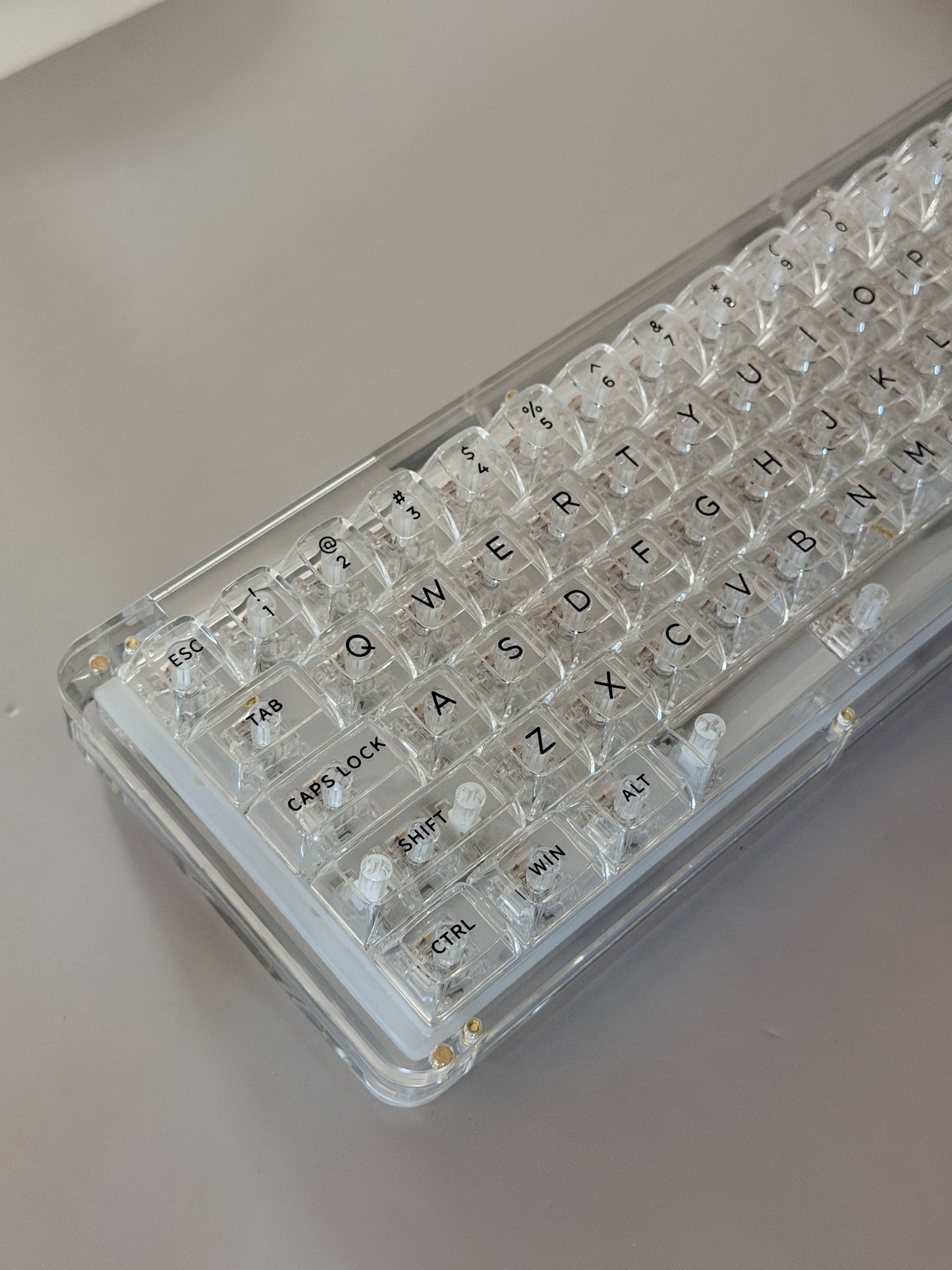 Unboxing Sample For Sale ONLY 1 Instock KiiBOOM Phantom 64 Clear Crystal Acrylic Keyboard + custom Peach Pink Keycaps