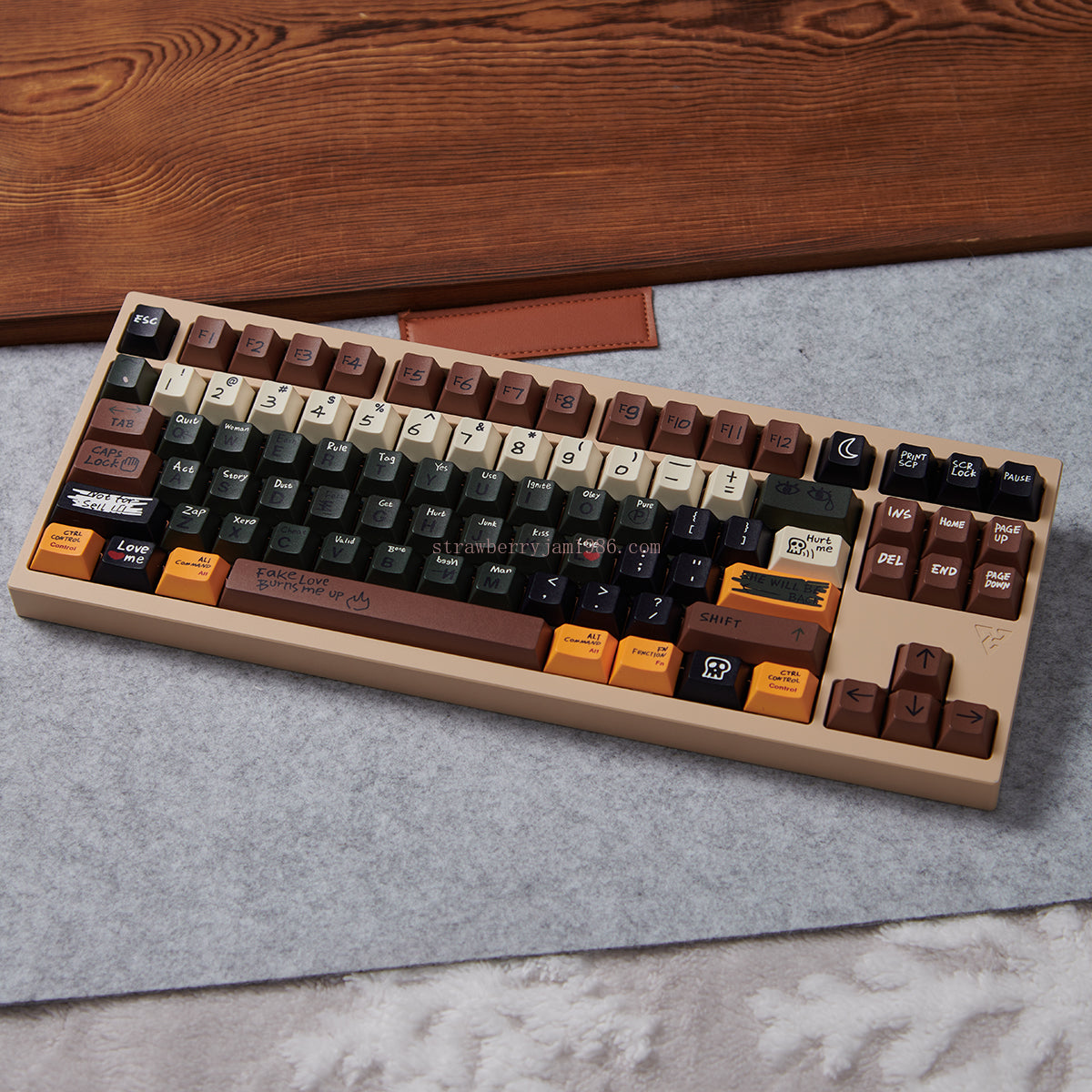 071 Love Story Retro Brown Green Black Dark Theme Cherry Profile Keycaps