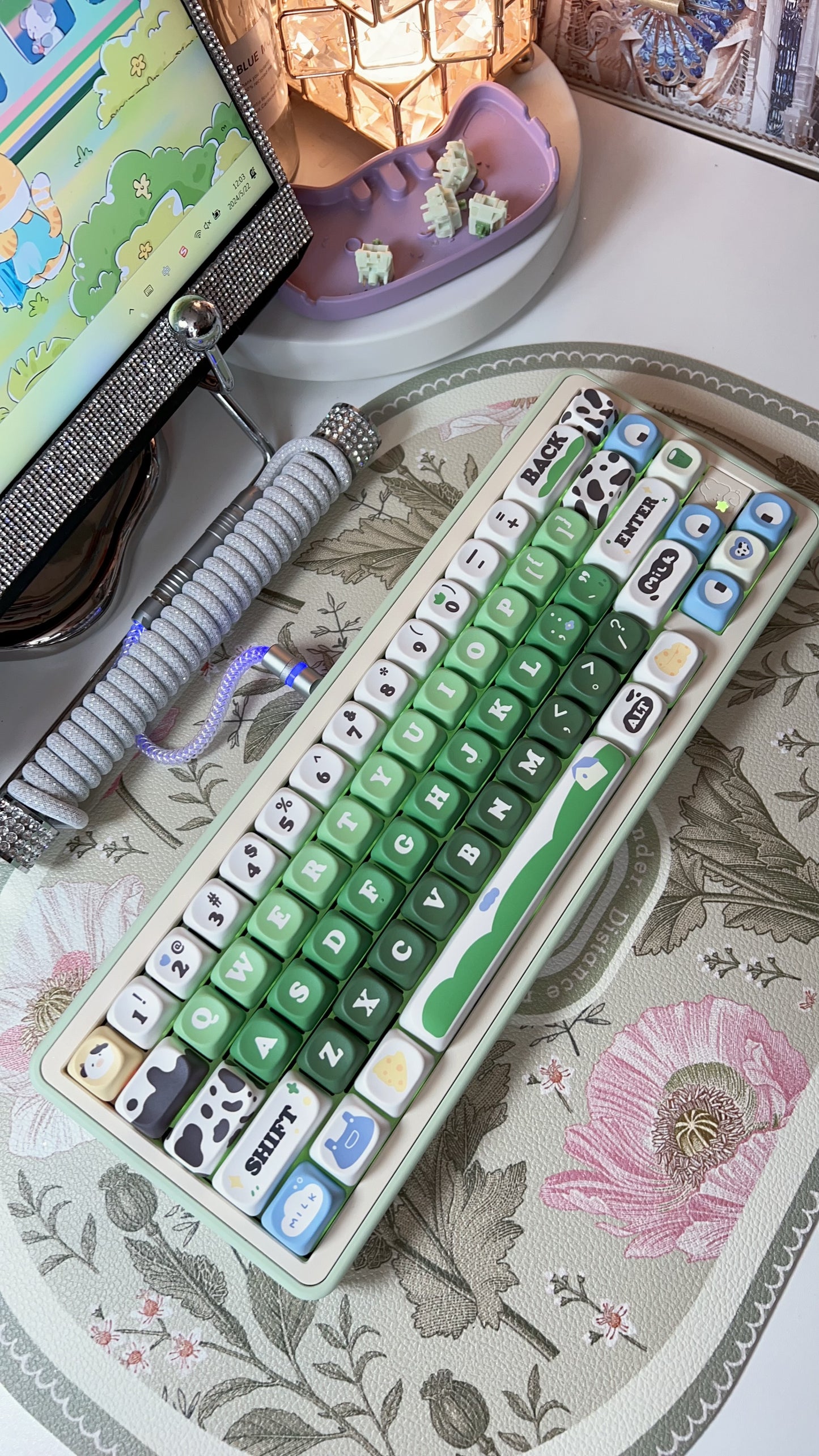 【Preorder】 Prebuilt Story65 Pastel Gradient Green Farm Aluminum Mechanical Customized Keyboard