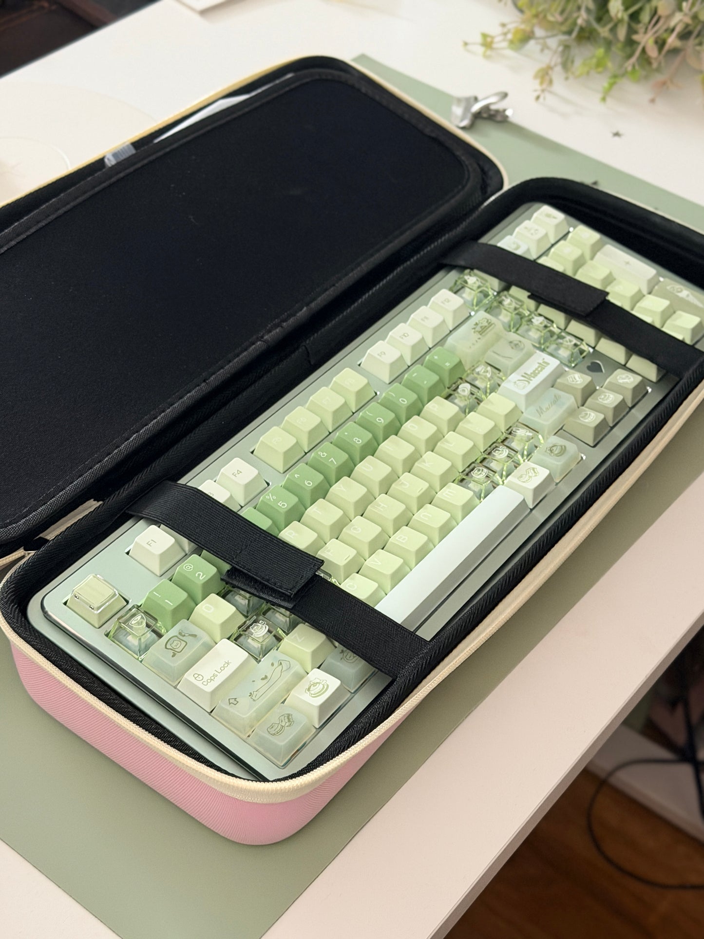 ONLY 1 Instock Prebuilt Aluminum Custom Mechanical Keyboard Story100 Anodized Green Wireless Set