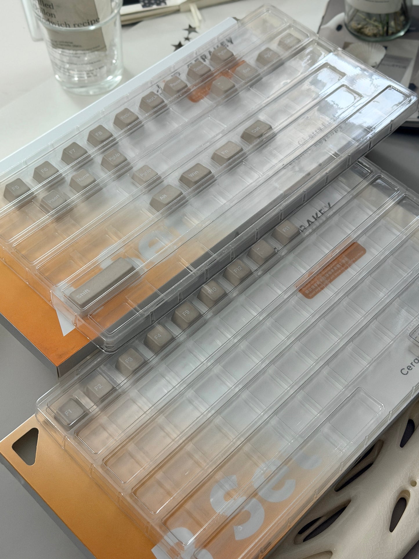 ONLY 1 Instock Full Prebuilt Peak 60 Ceramic Keyboard Case Kit White Crazed➕ Cerakey x Ellipsis Ceramic Wrist Rest ➕ Y3 Switches ➕ A & B SET-ALPHA PLUS-Matte V3 Greige With legends