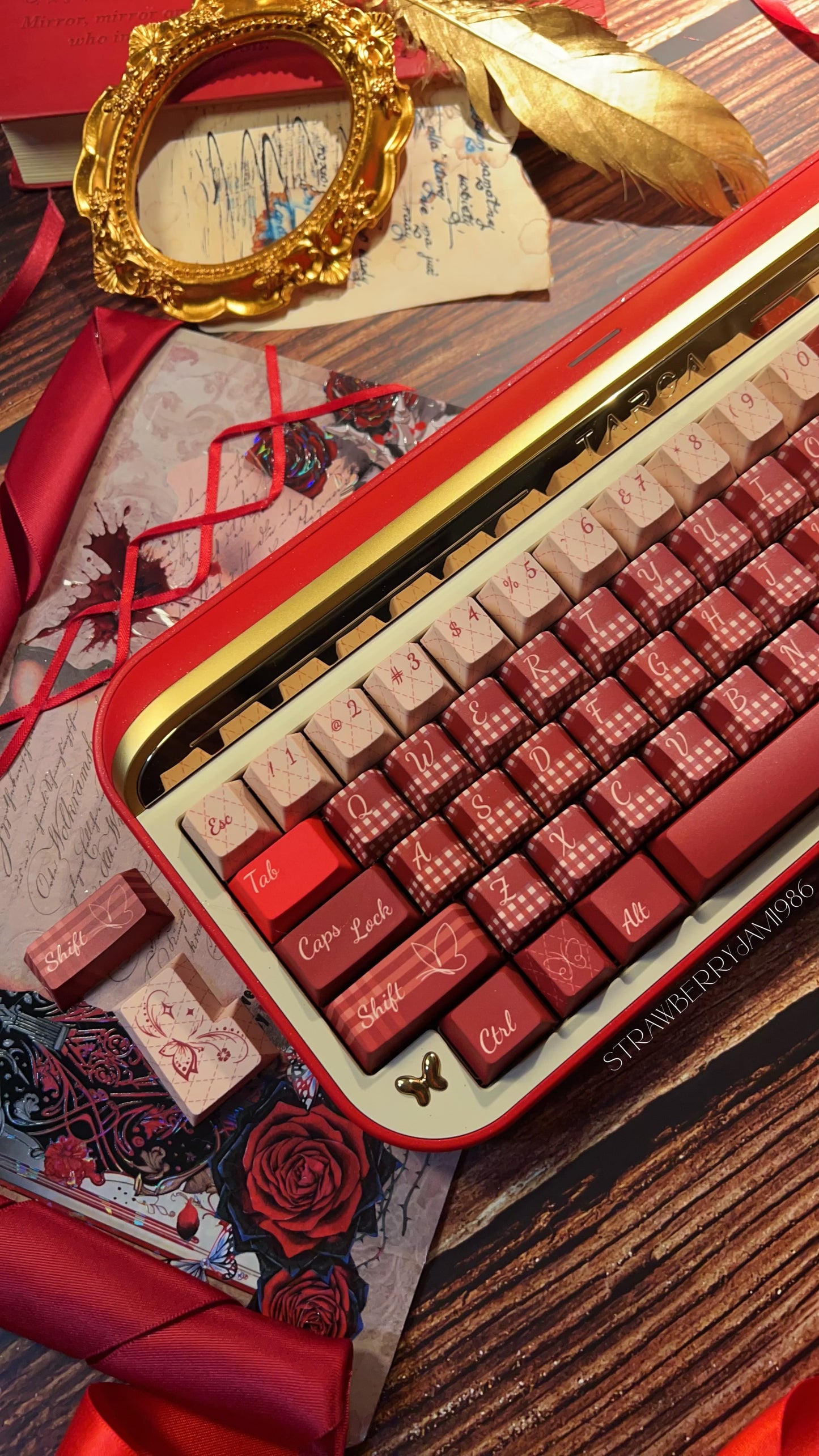 Preorder Prebuilt Targa65 Red Cream Aluminum Customized Mechanical Keyboard