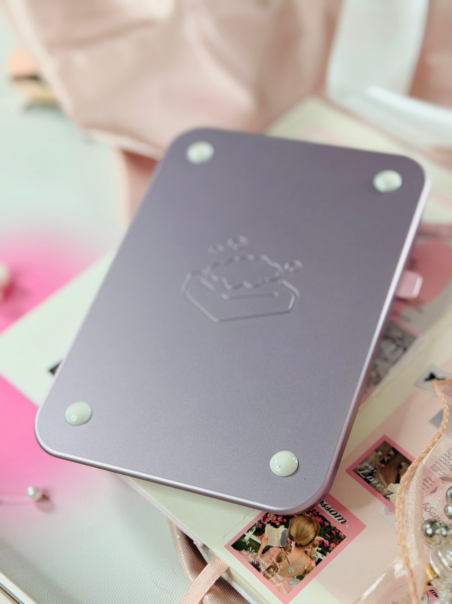 Preorder Prebuilt Aluminum Customized Mechanical Keyboard Bread75 Anodized Pink Silver Wireless Set With Soap Pad