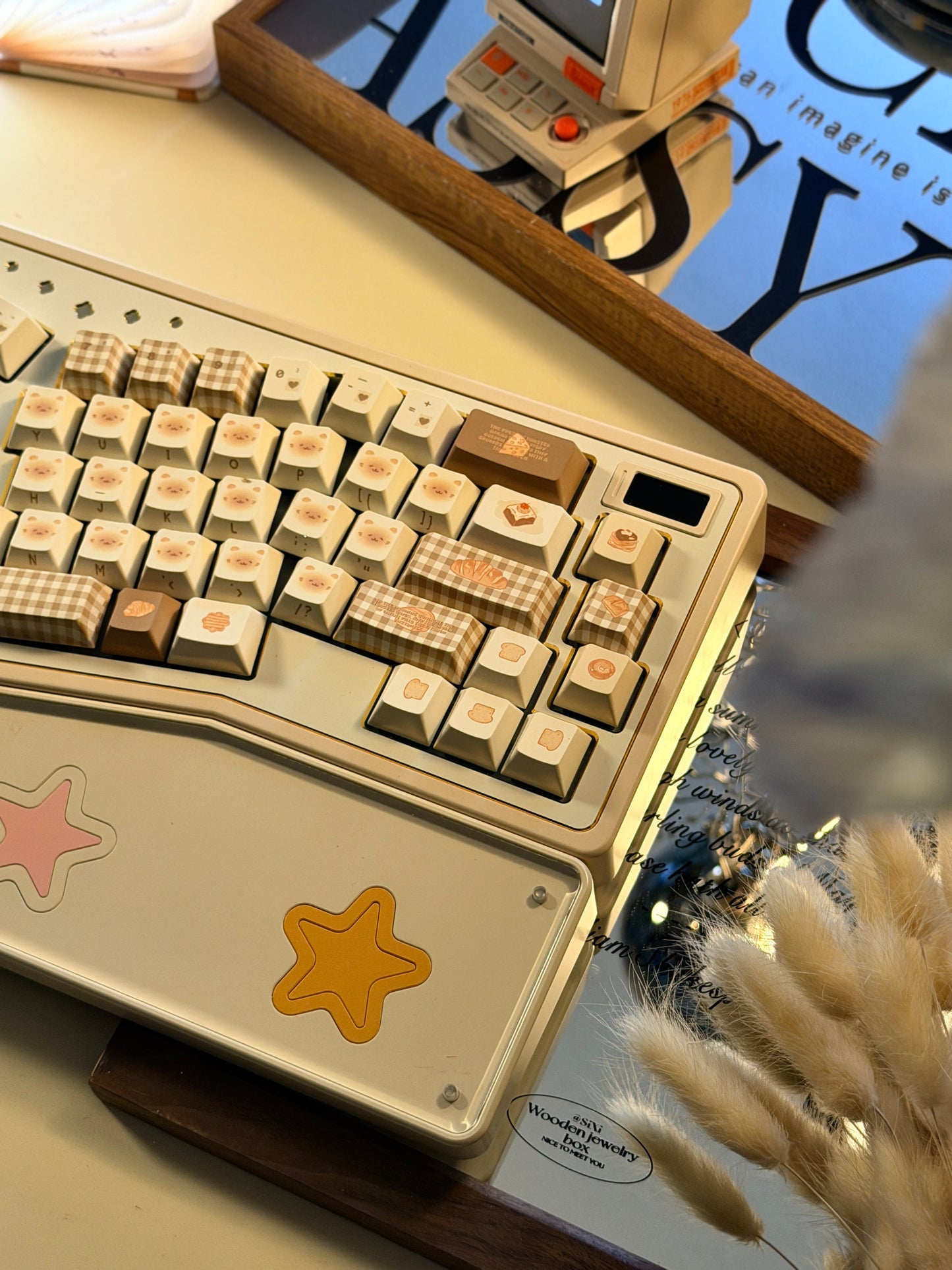 ONLY 1 instock Prebuilt Cream White StarAlice Aluminum Custom Mechanical Keyboard With Wrist rest