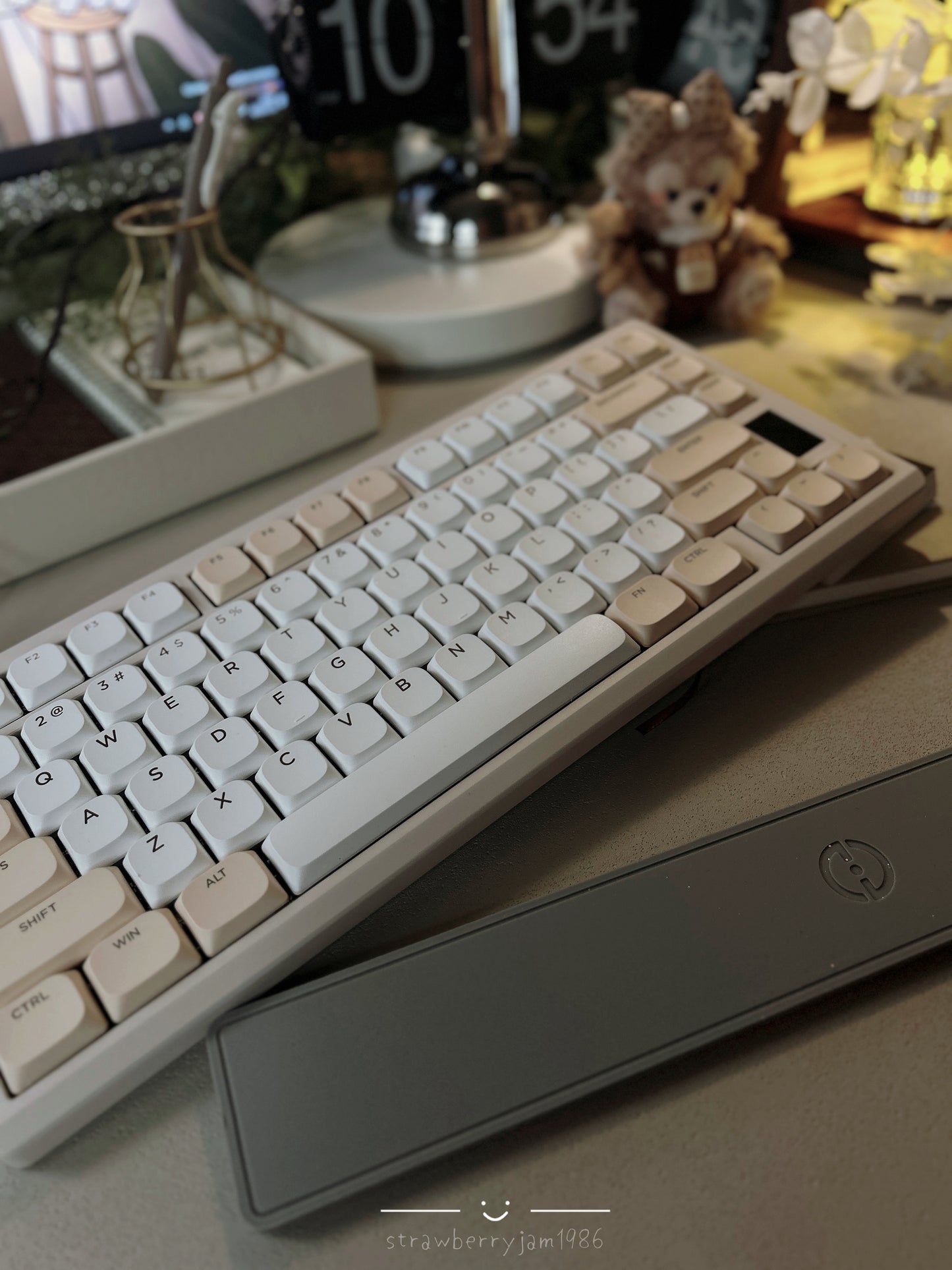 Unboxing Clearance ONLY 1 Instock Chilkey ND75 LP Wireless Gaming Keyboard with LCD Screen Silver Beige